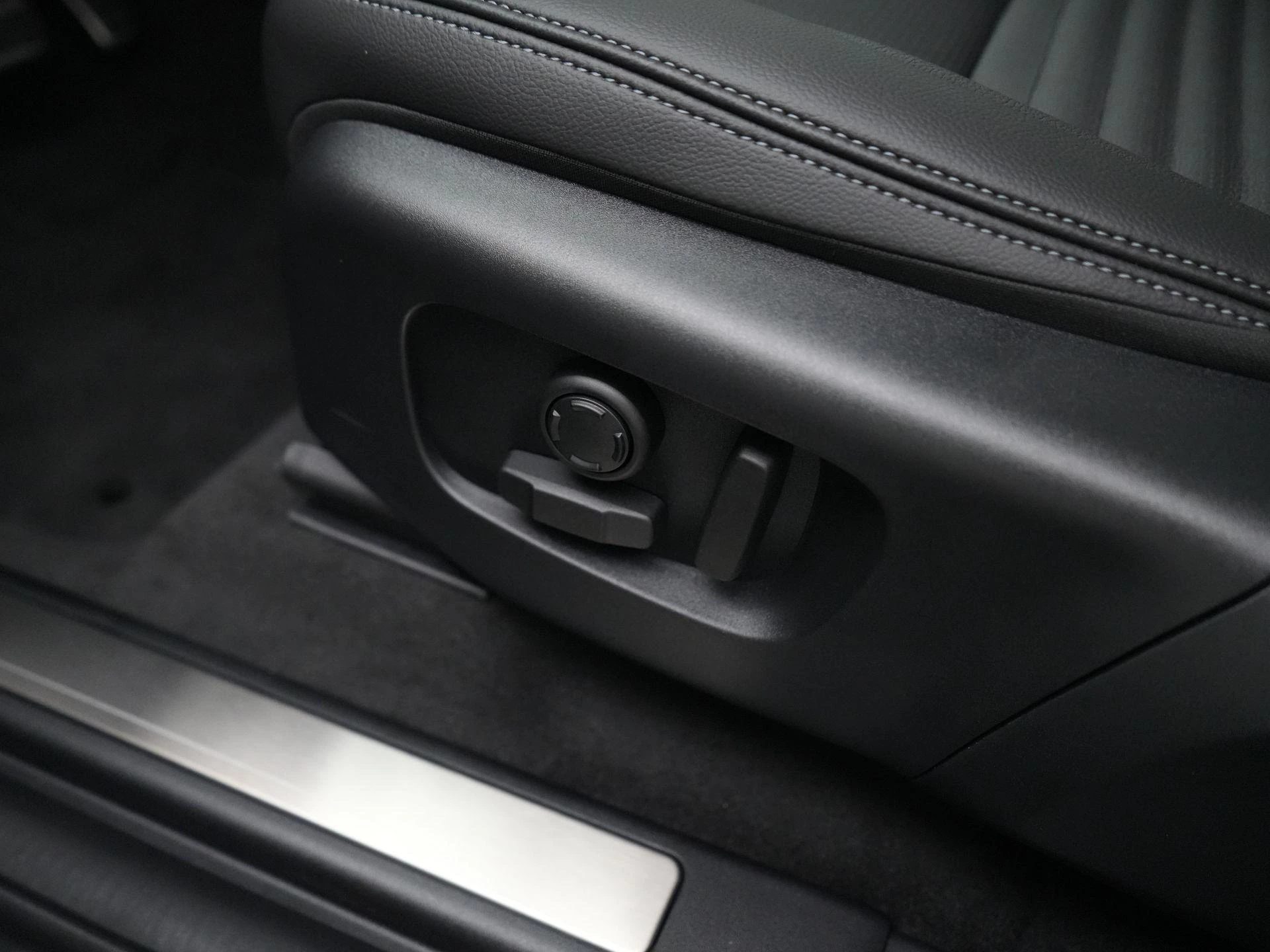 Land Rover Discovery Sport 1.5 P270e PHEV Business Landmark Edition