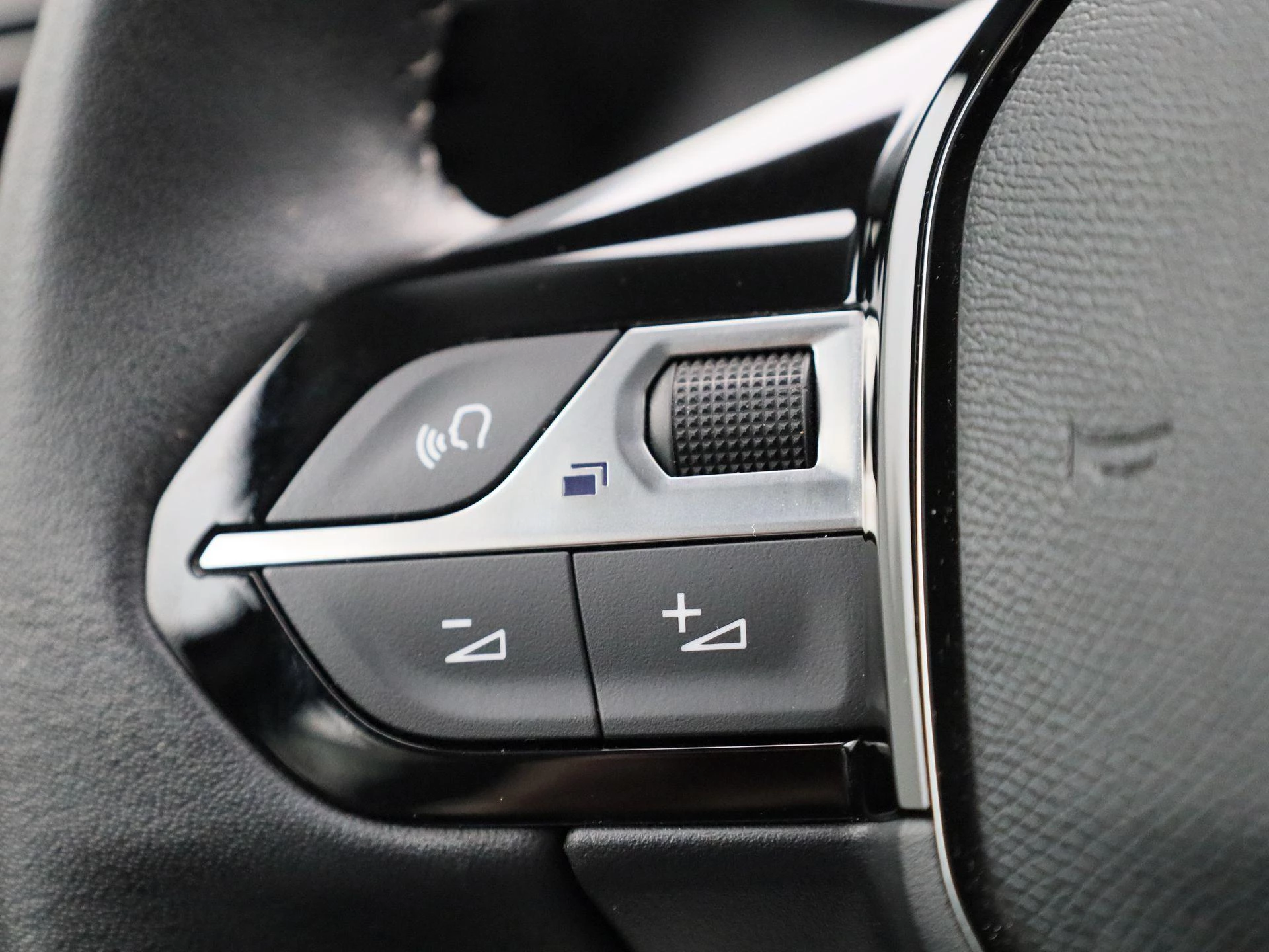 Peugeot-2008-image-17