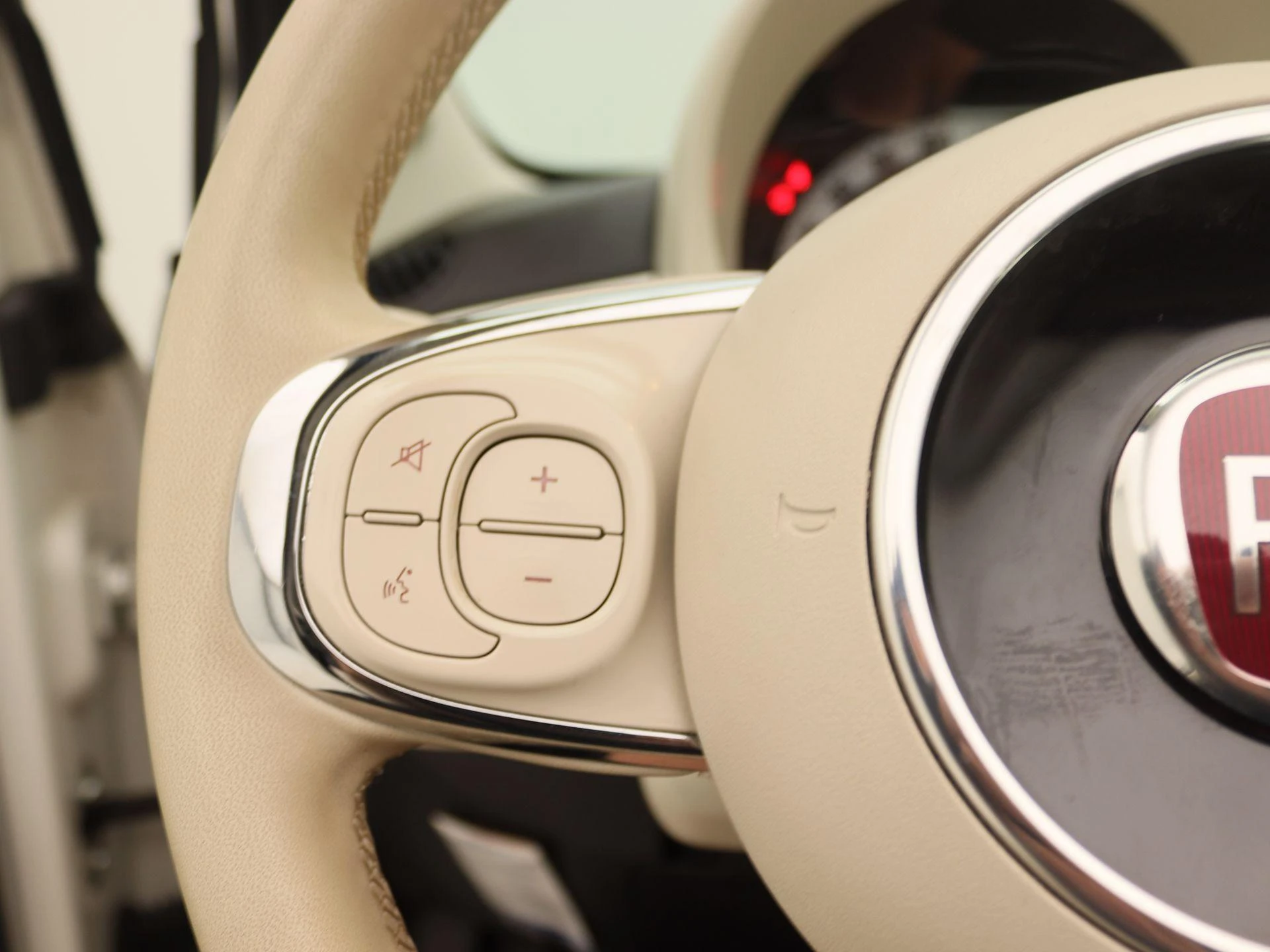 Fiat-500C-image-18