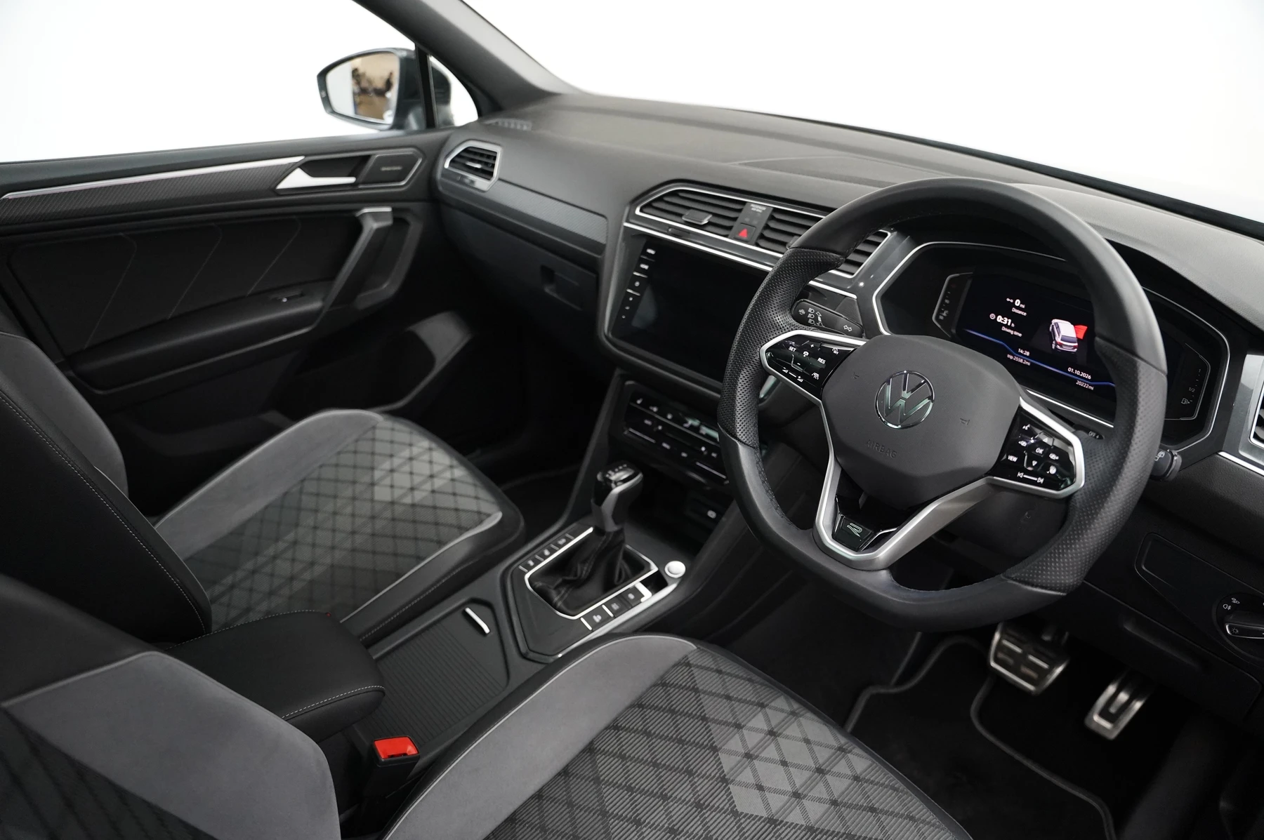 Volkswagen-Tiguan Allspace-image-5