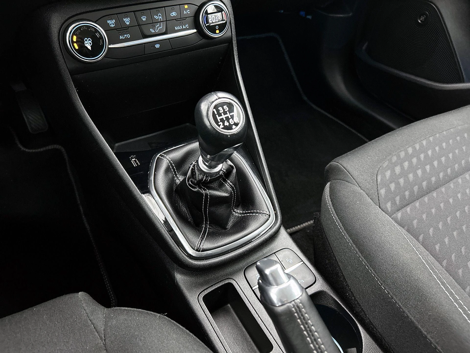 Ford-Fiesta-image-22