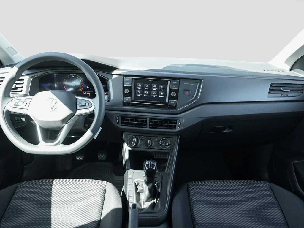 Volkswagen-Polo-image-11