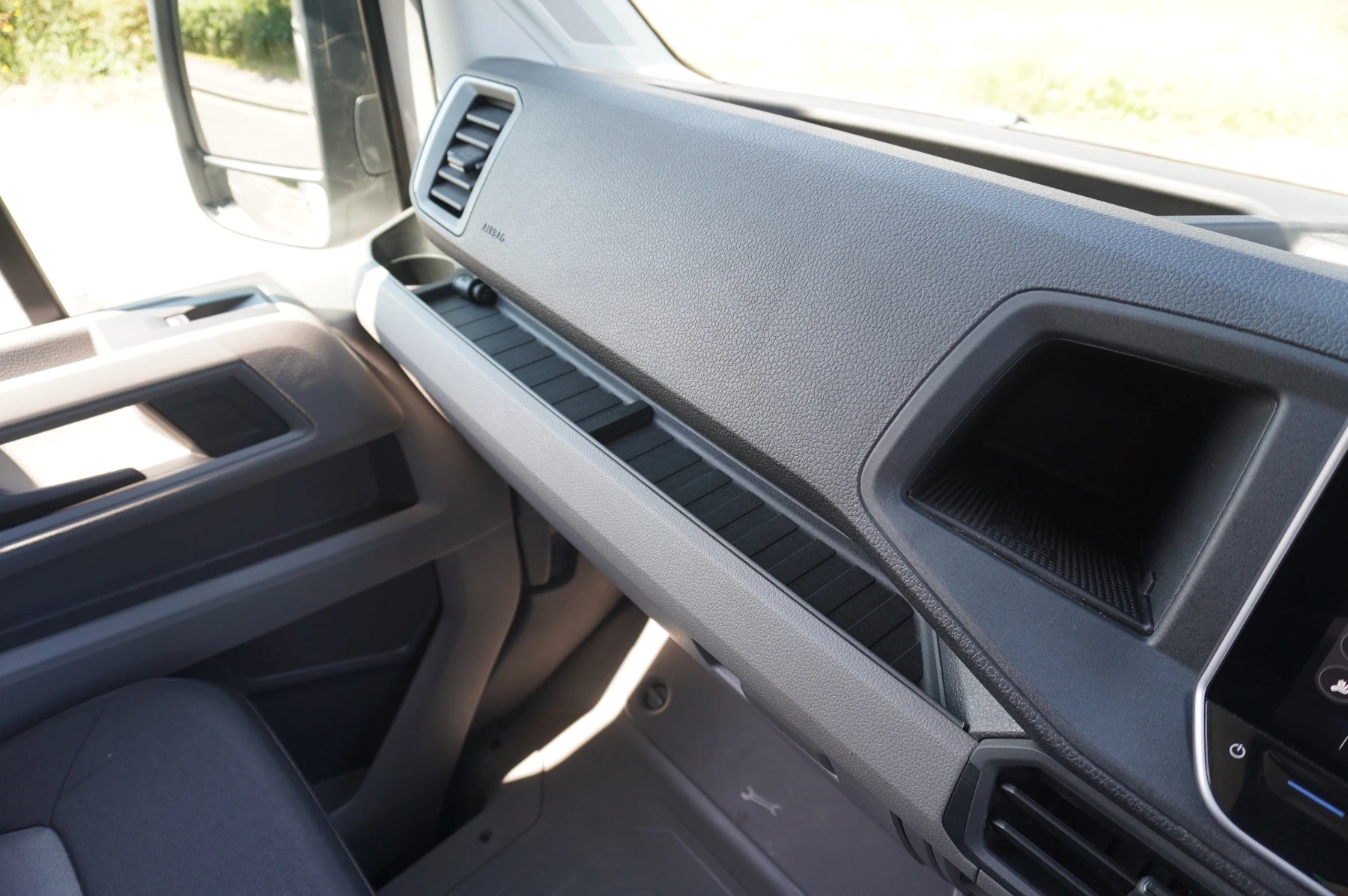 Volkswagen-Crafter-image-36