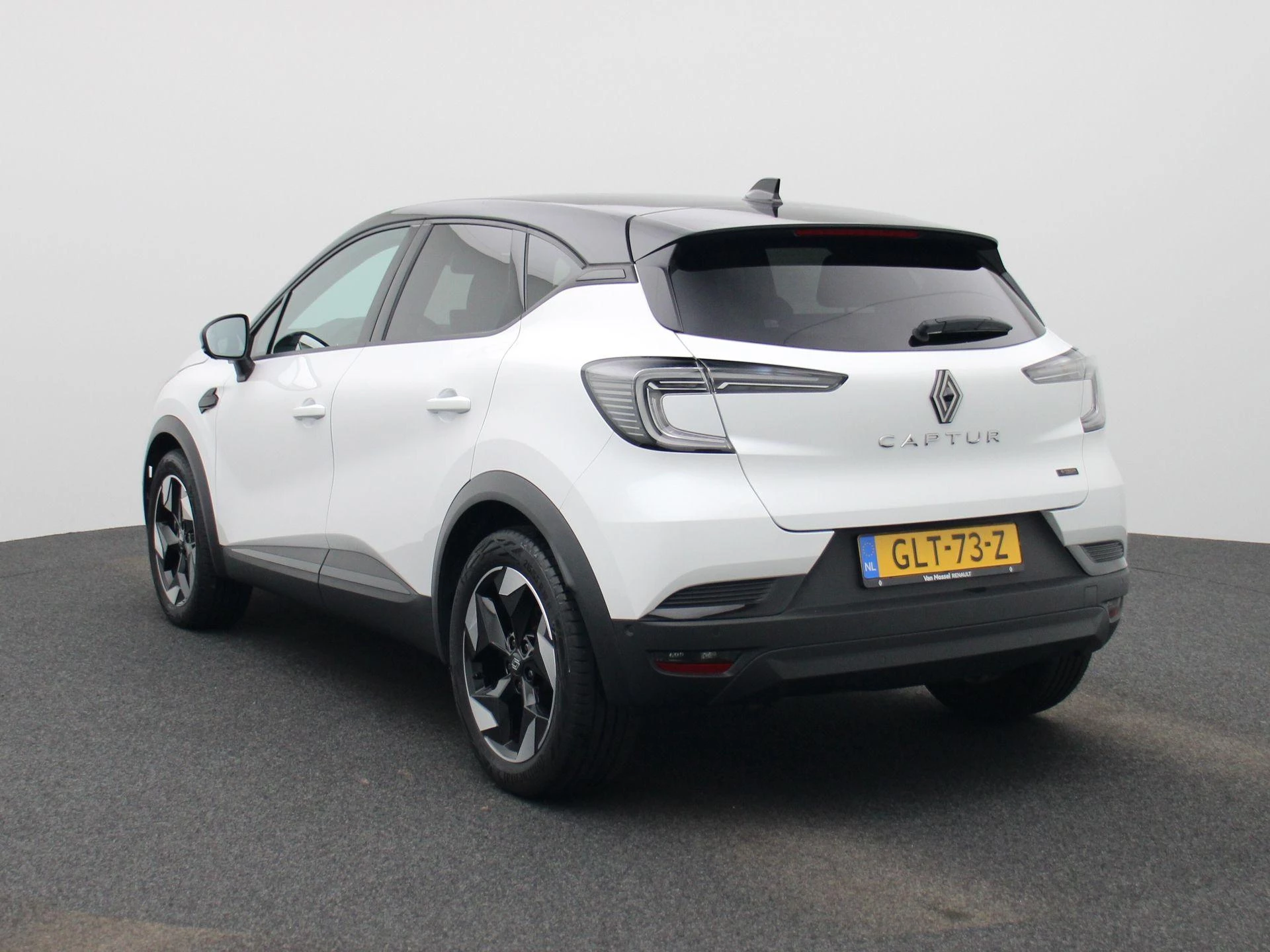 Renault-Captur-image-1