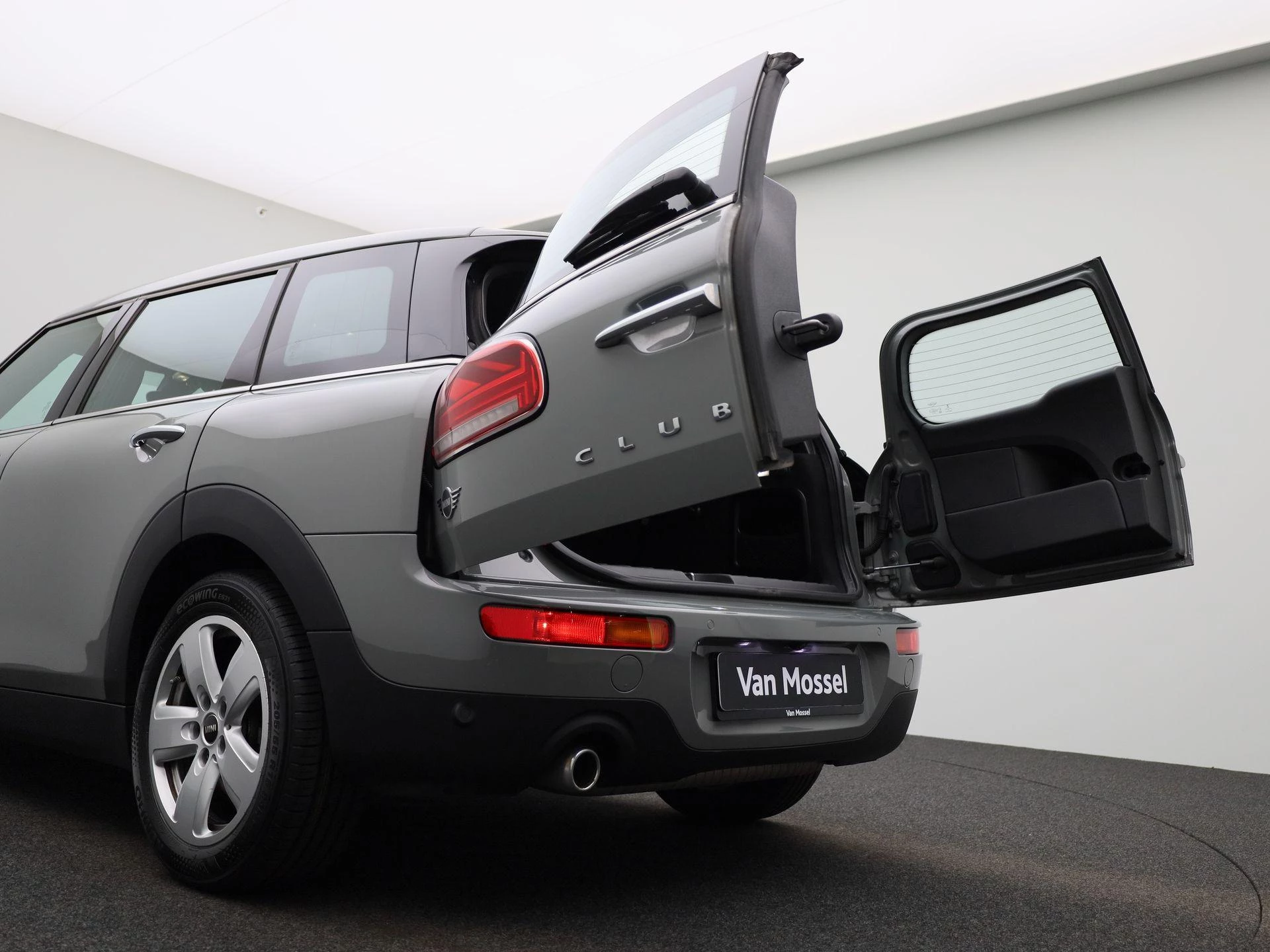 MINI Clubman Cooper (100 kW)