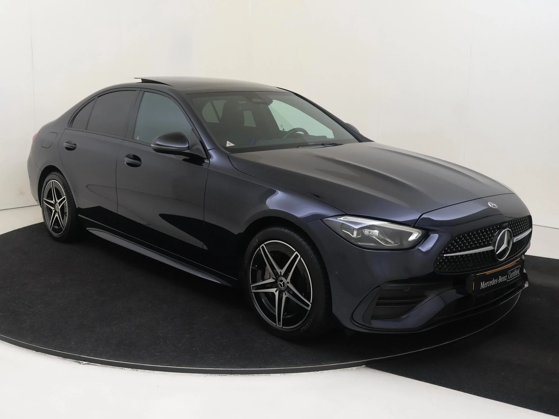 Mercedes-Benz C-Klasse 300 e AMG Line