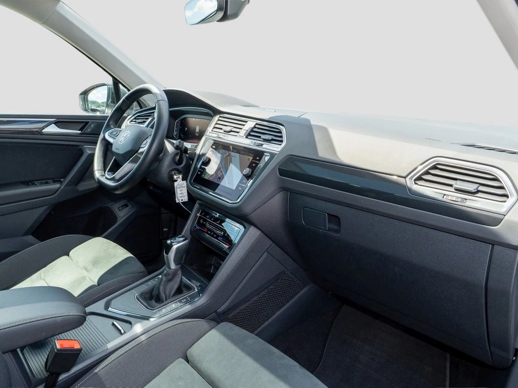 Volkswagen Tiguan 2.0 TDI DSG Elegance AHK, Pano, ZGV