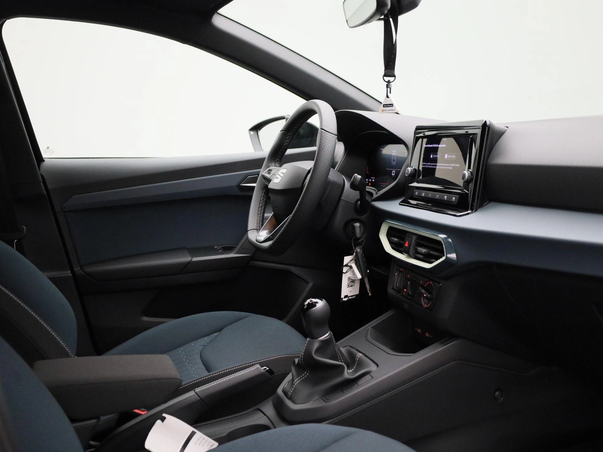 SEAT-Ibiza-image-32