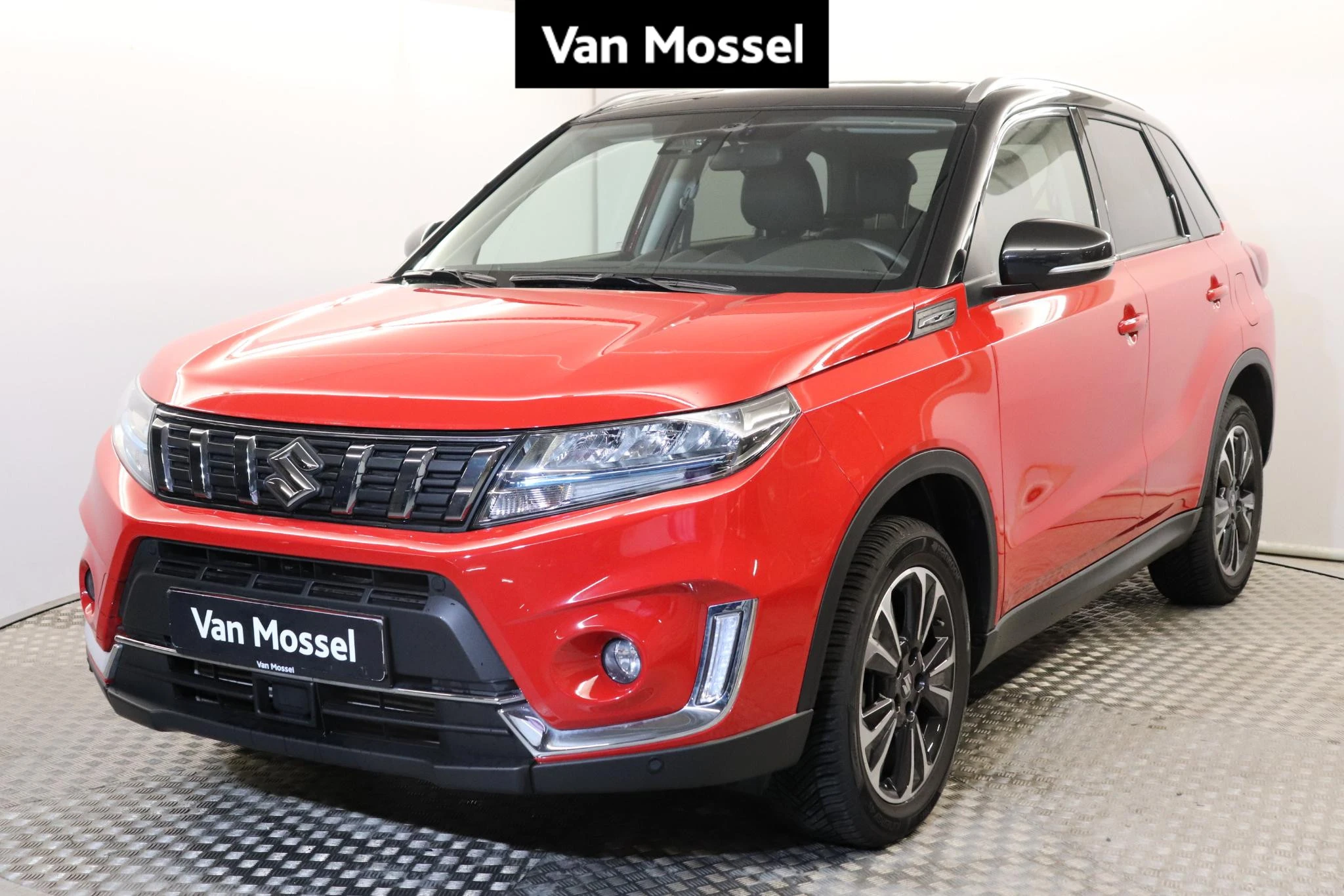 Suzuki-Grand Vitara-image-0