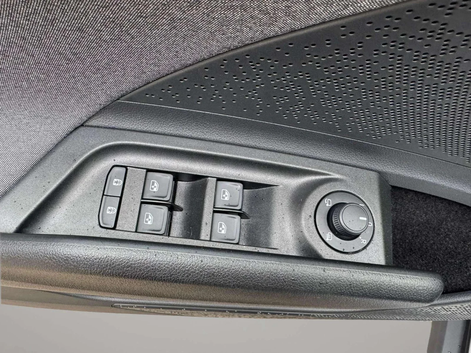 Škoda-Enyaq iV-image-11