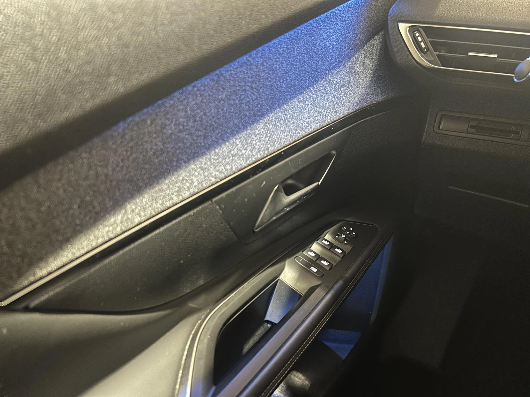 Peugeot-3008-image-15