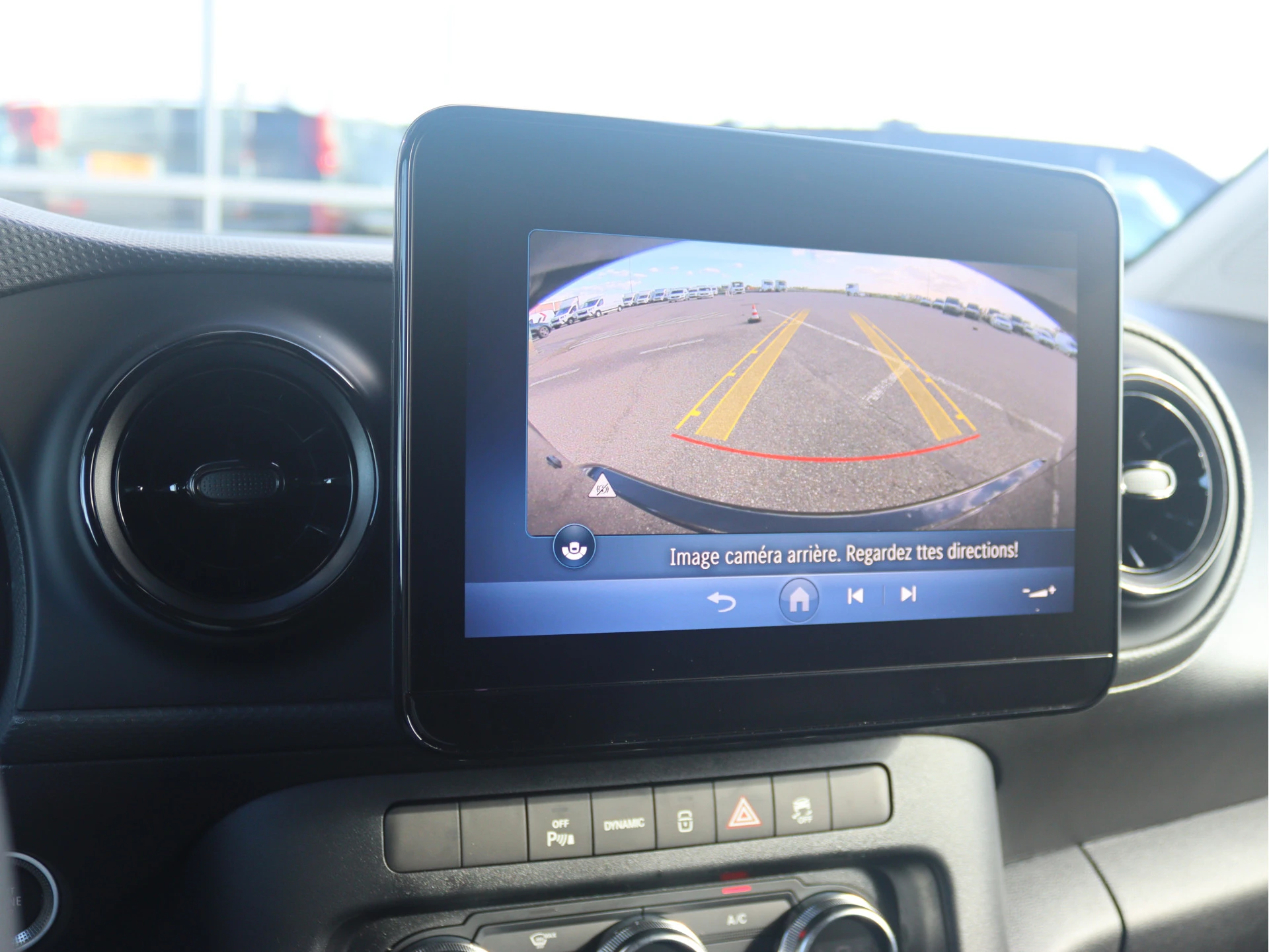 Mercedes-Benz-eCitan-image-9