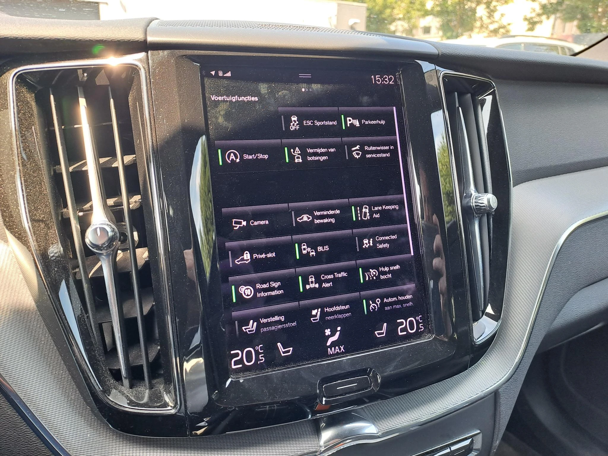 Volvo XC60 2.0 B5 R-Design