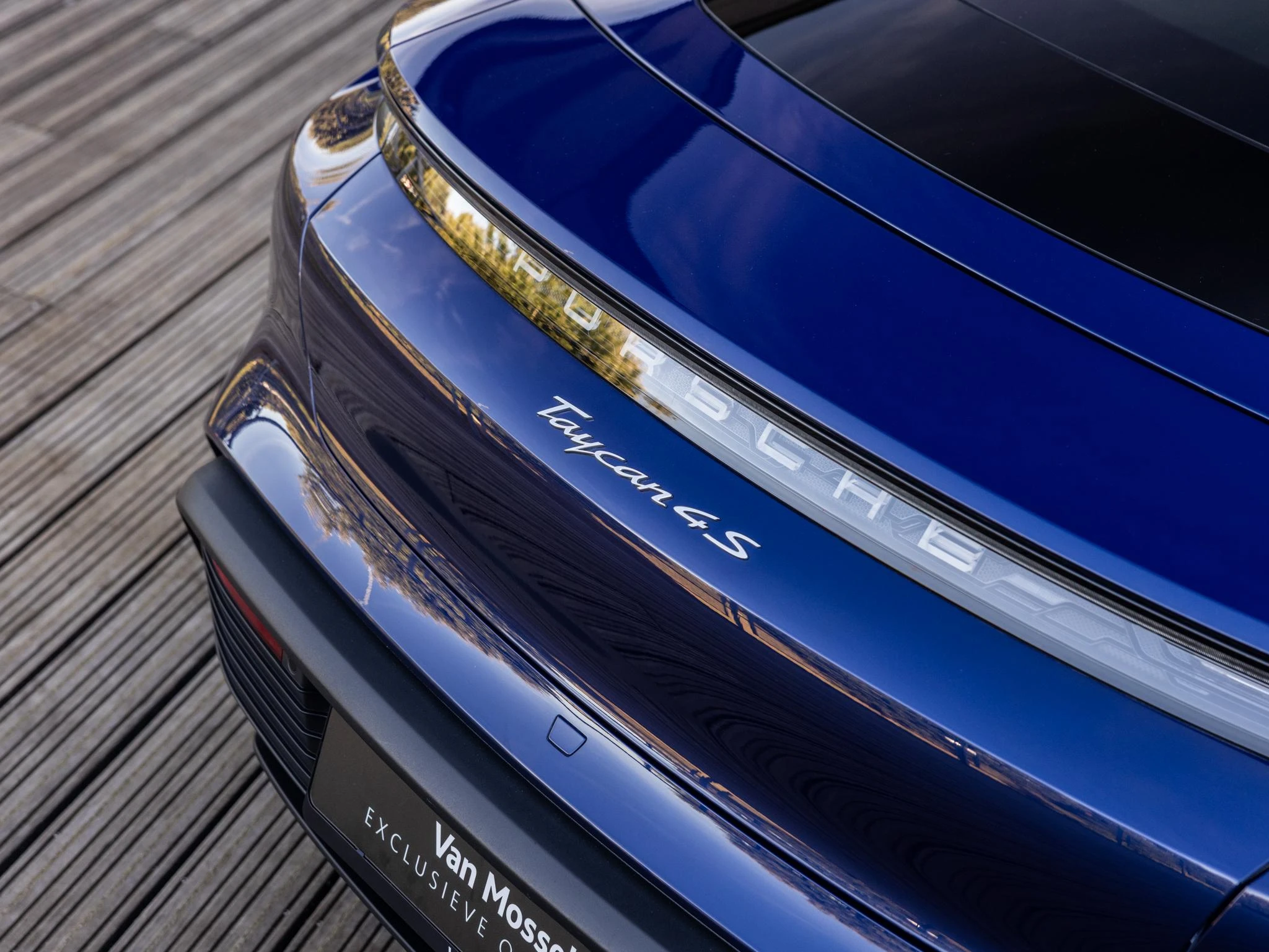 Porsche-Taycan-image-13