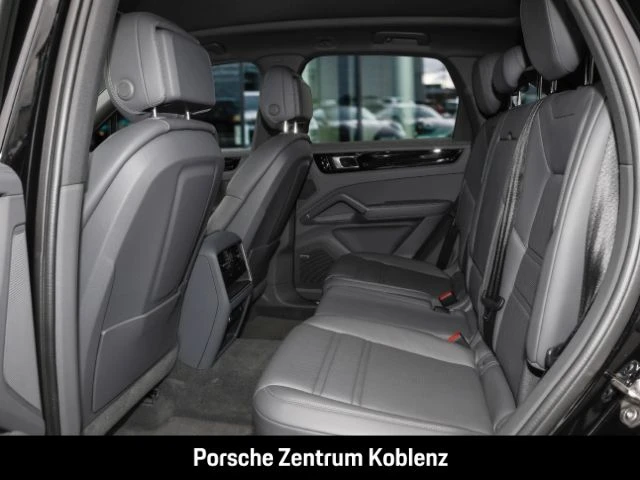 Porsche-Cayenne-image-21