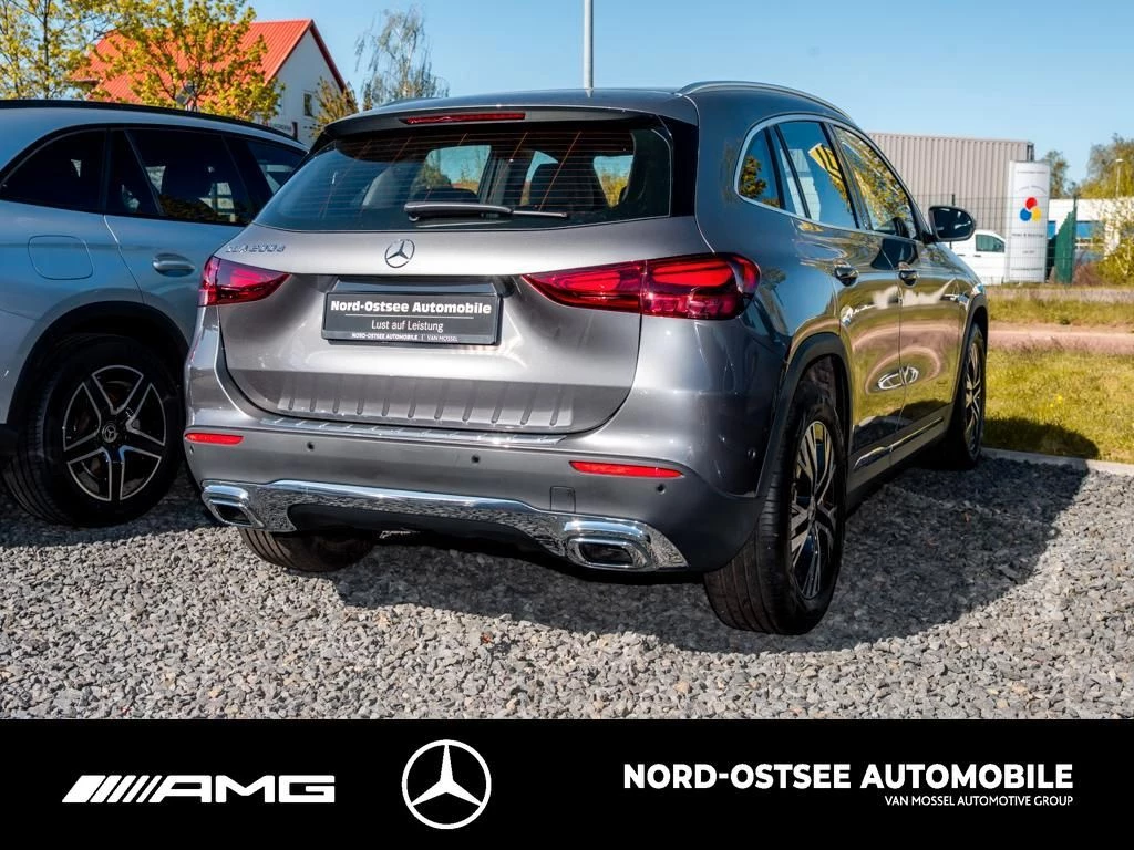 Mercedes-Benz-GLA-image-3