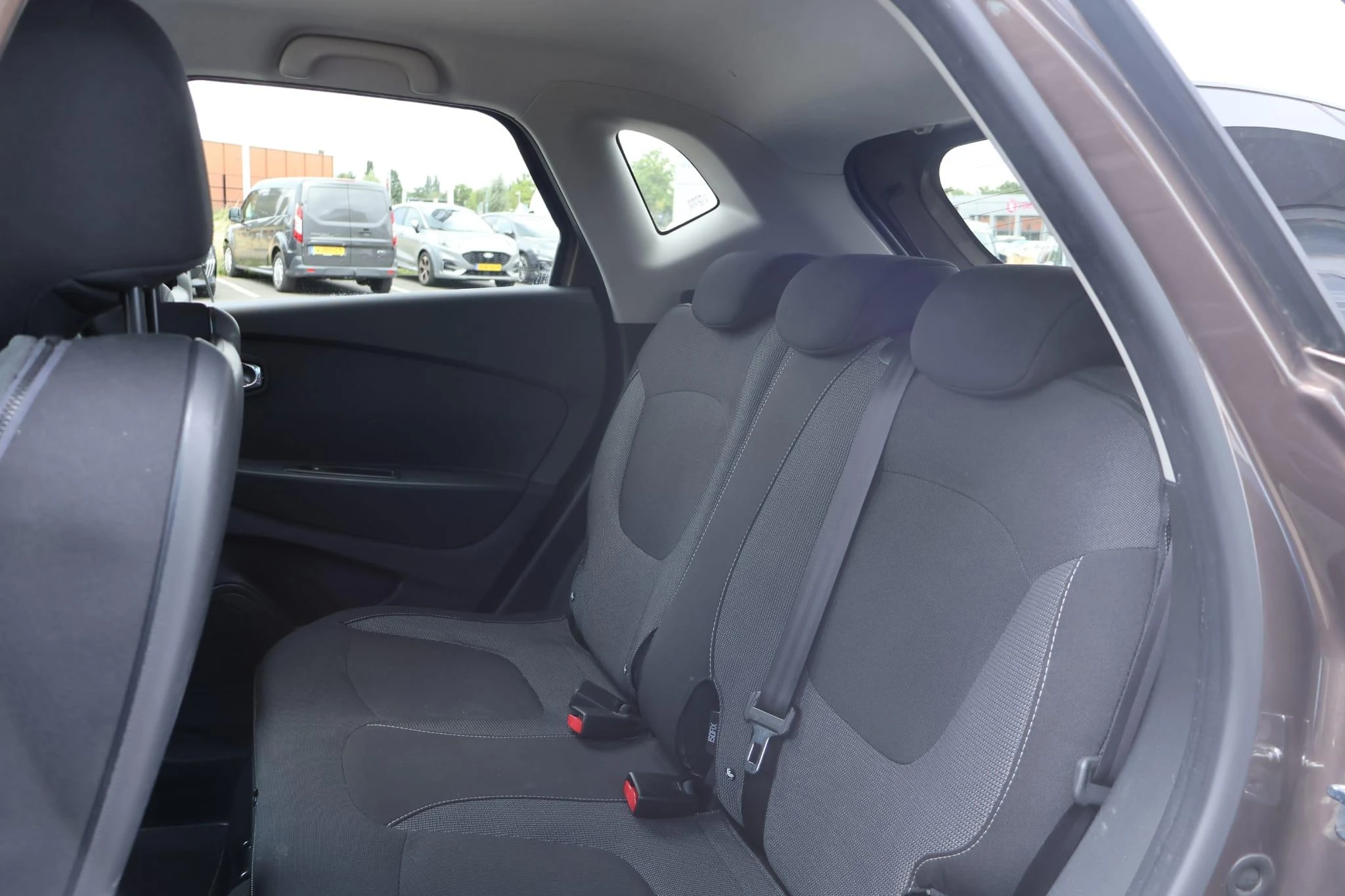 Renault-Captur-image-16