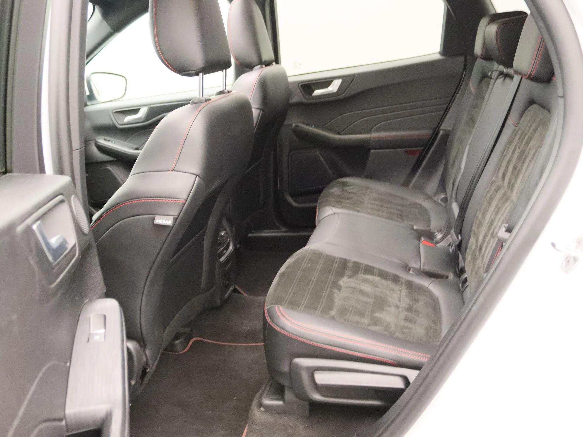 Ford-Kuga-image-15