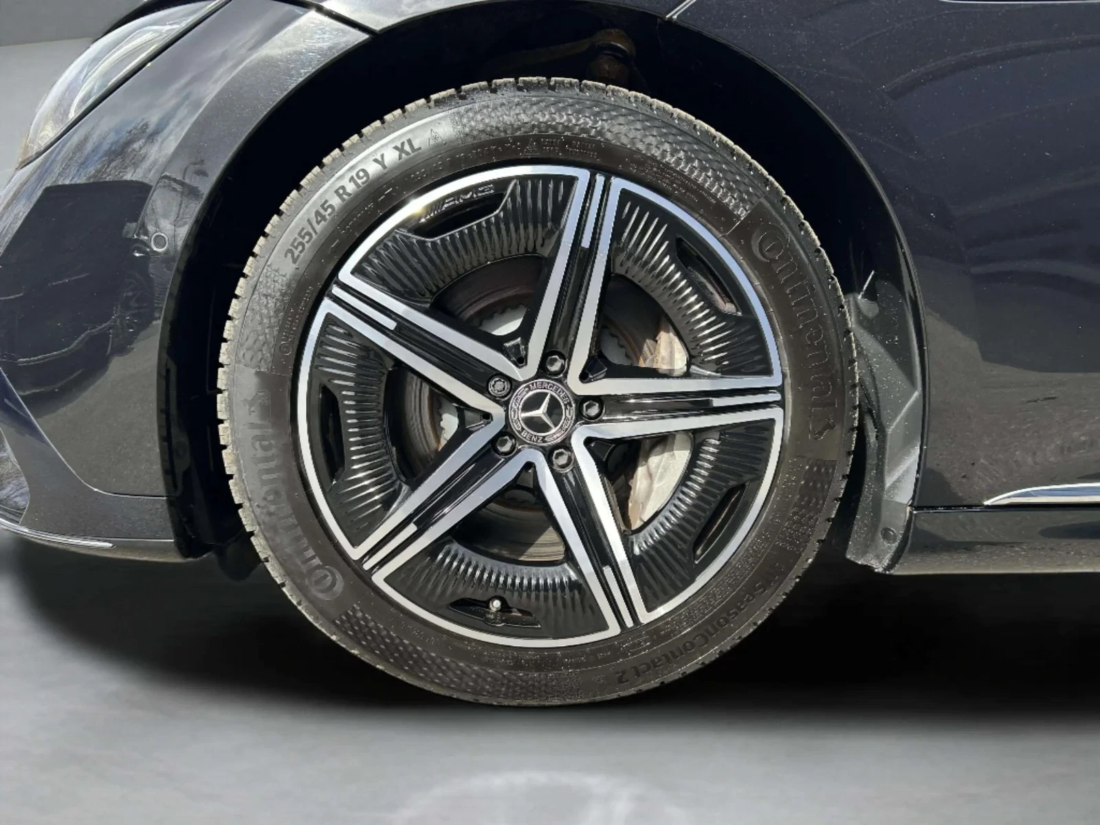 Mercedes-Benz-EQE-image-8