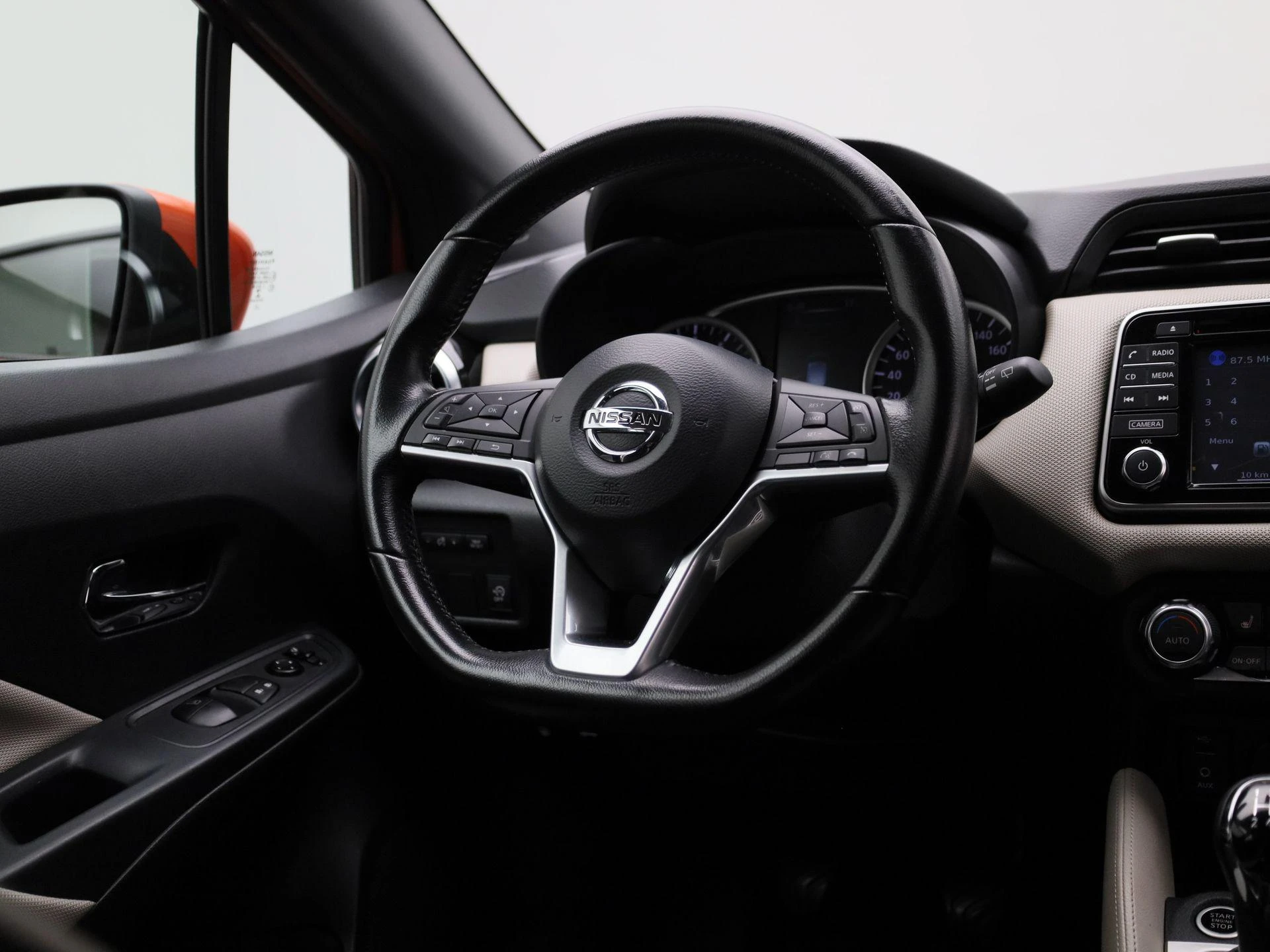 Nissan-Micra-image-8