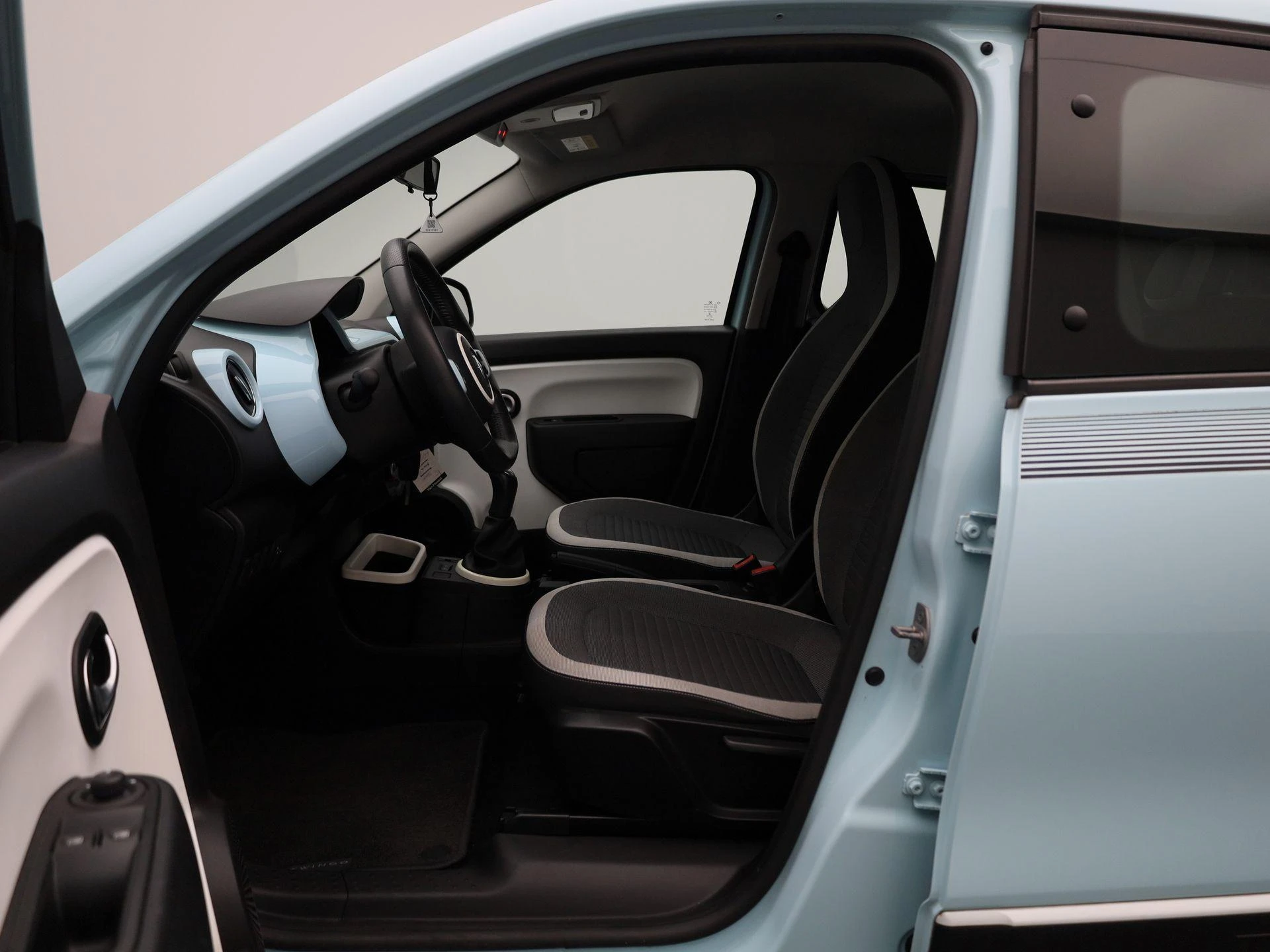 Renault-Twingo-image-8