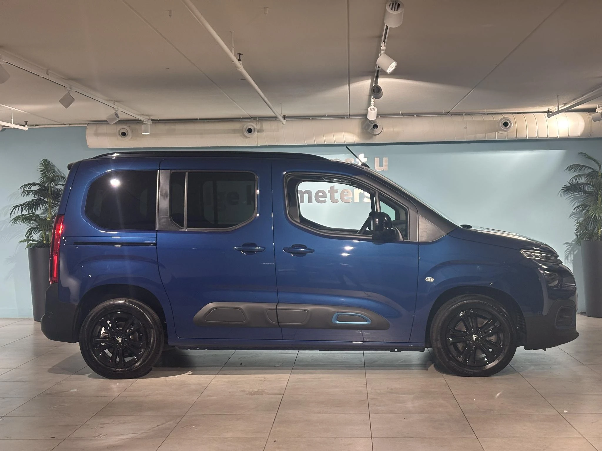 Citroën-ë-Berlingo-image-6