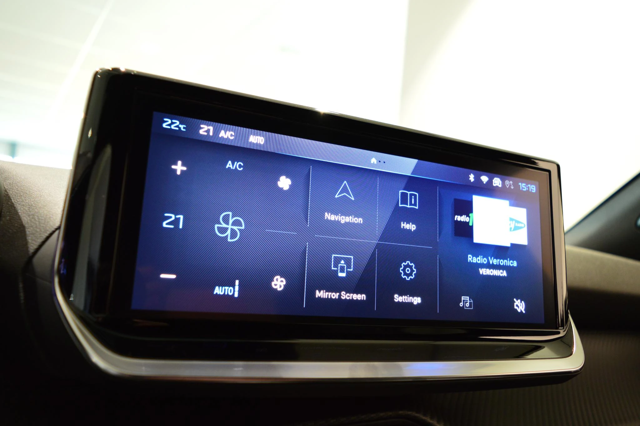 Peugeot-2008-image-9