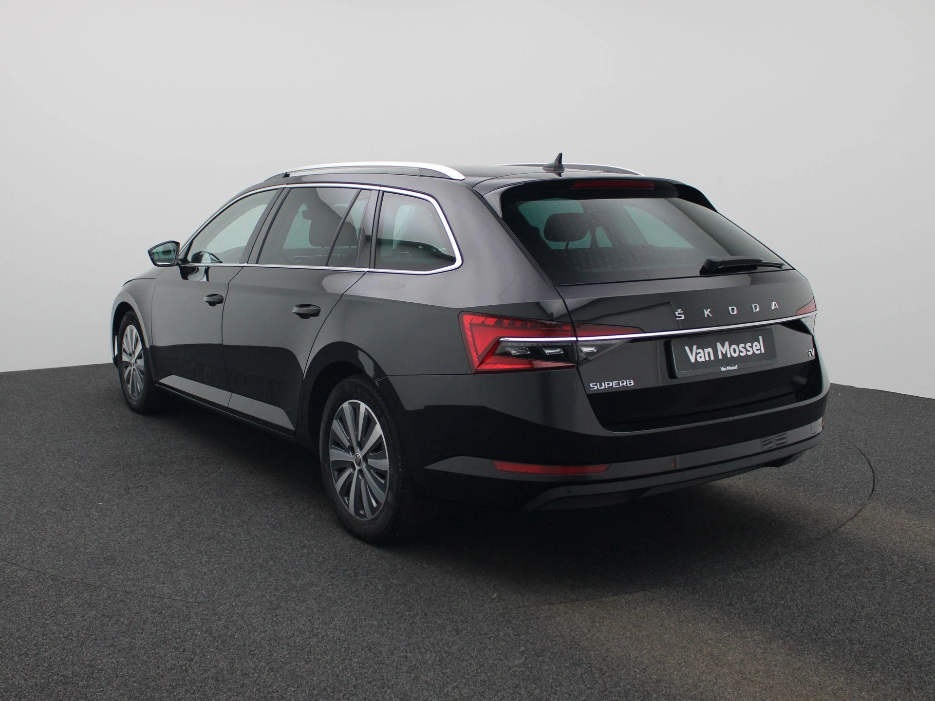 Škoda Superb 1.4 TSI iV DSG STYLE COMBI