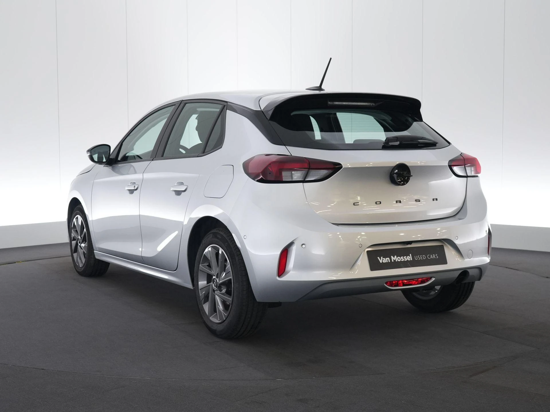 Opel-Corsa-image-1