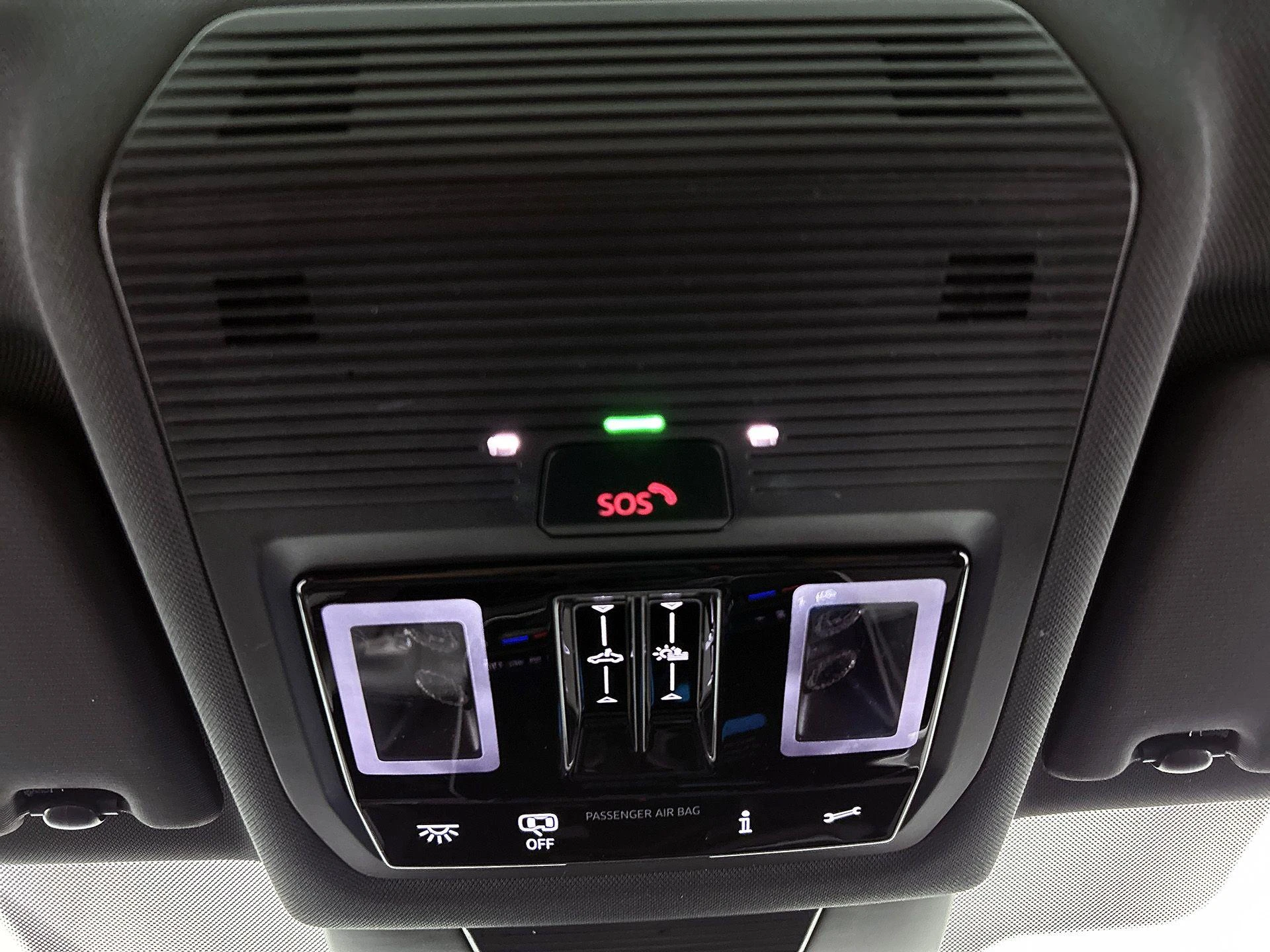 Volkswagen-Tiguan-image-16