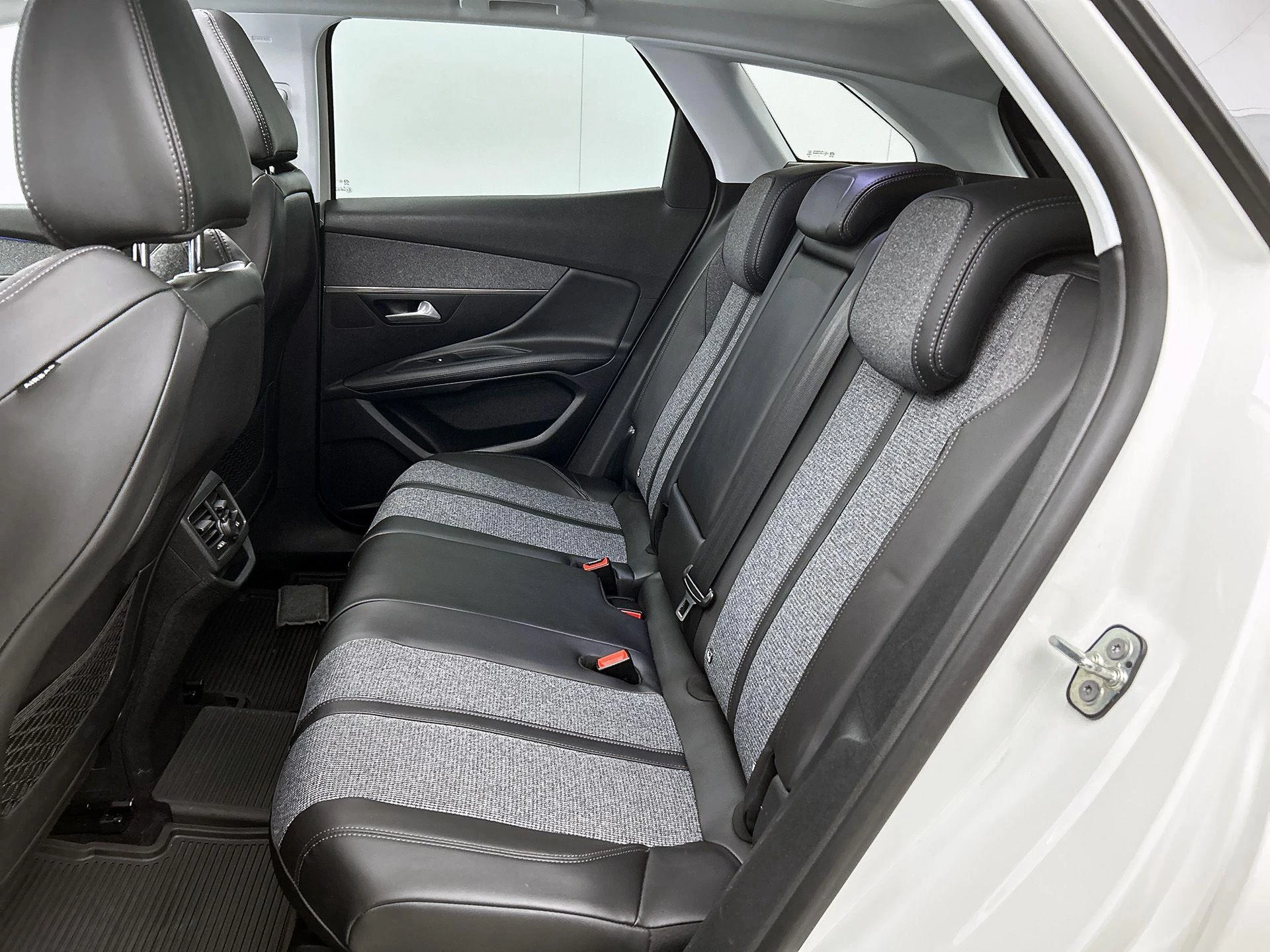 Peugeot 3008 1.2 PureTech Allure