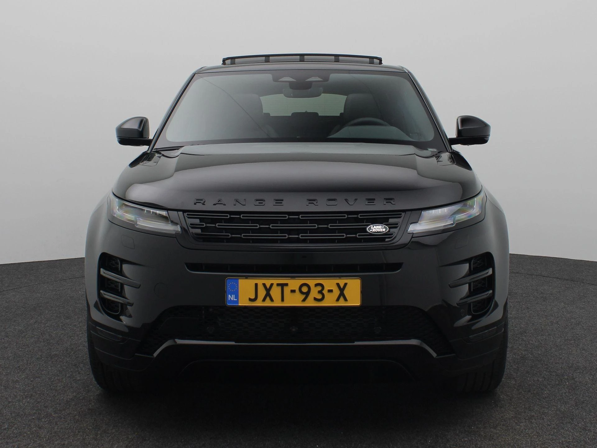 Land Rover-Range Rover Evoque-image-2