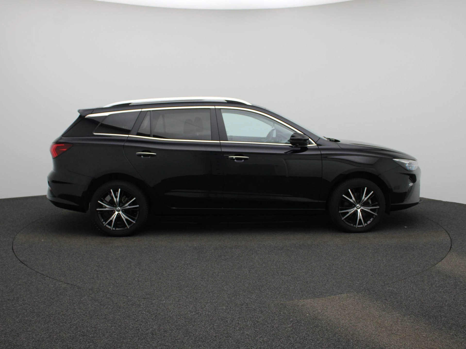 MG MG5 Electric Long Range Luxury 61 kWh
