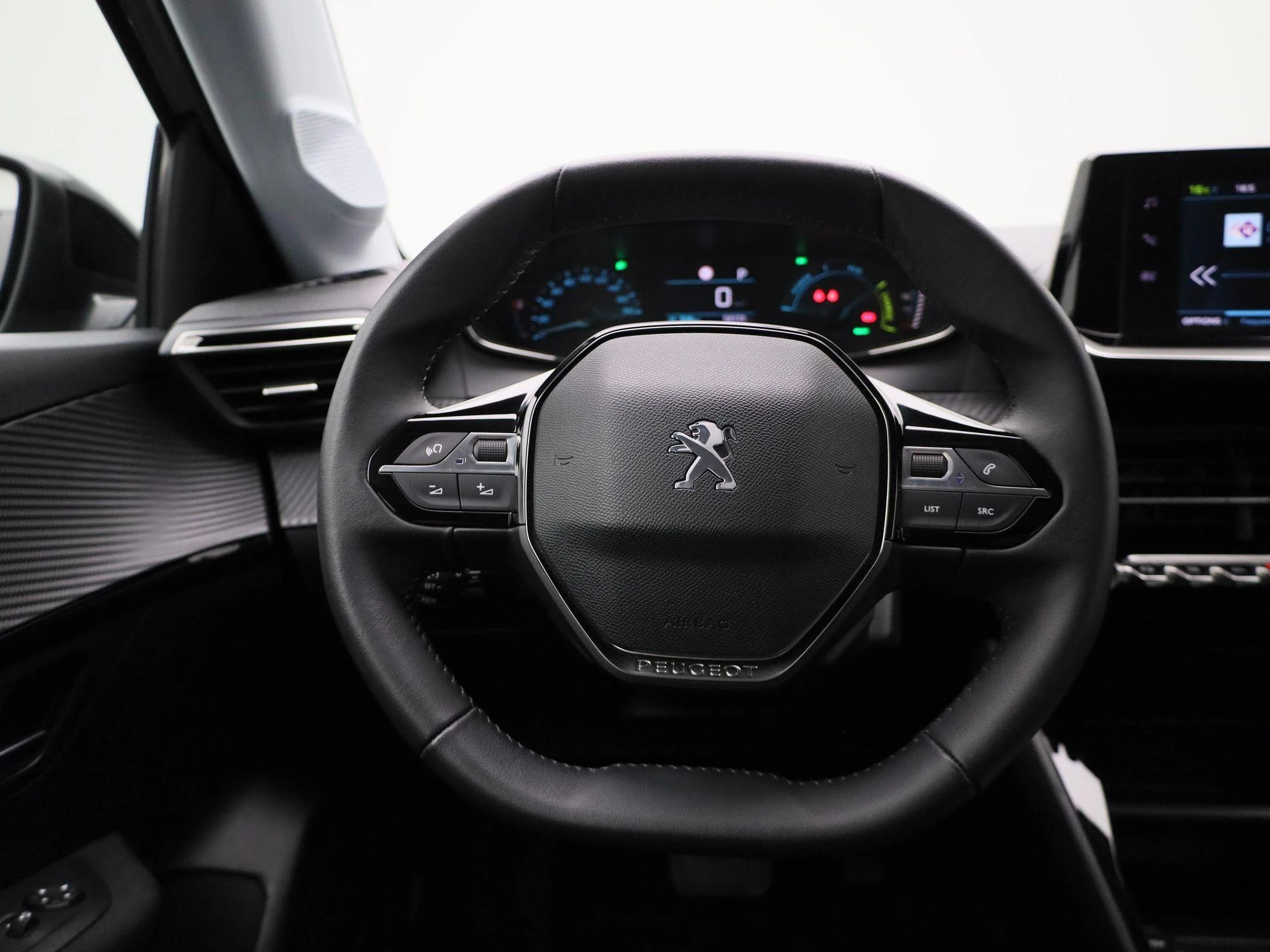 Peugeot-e-208-image-6