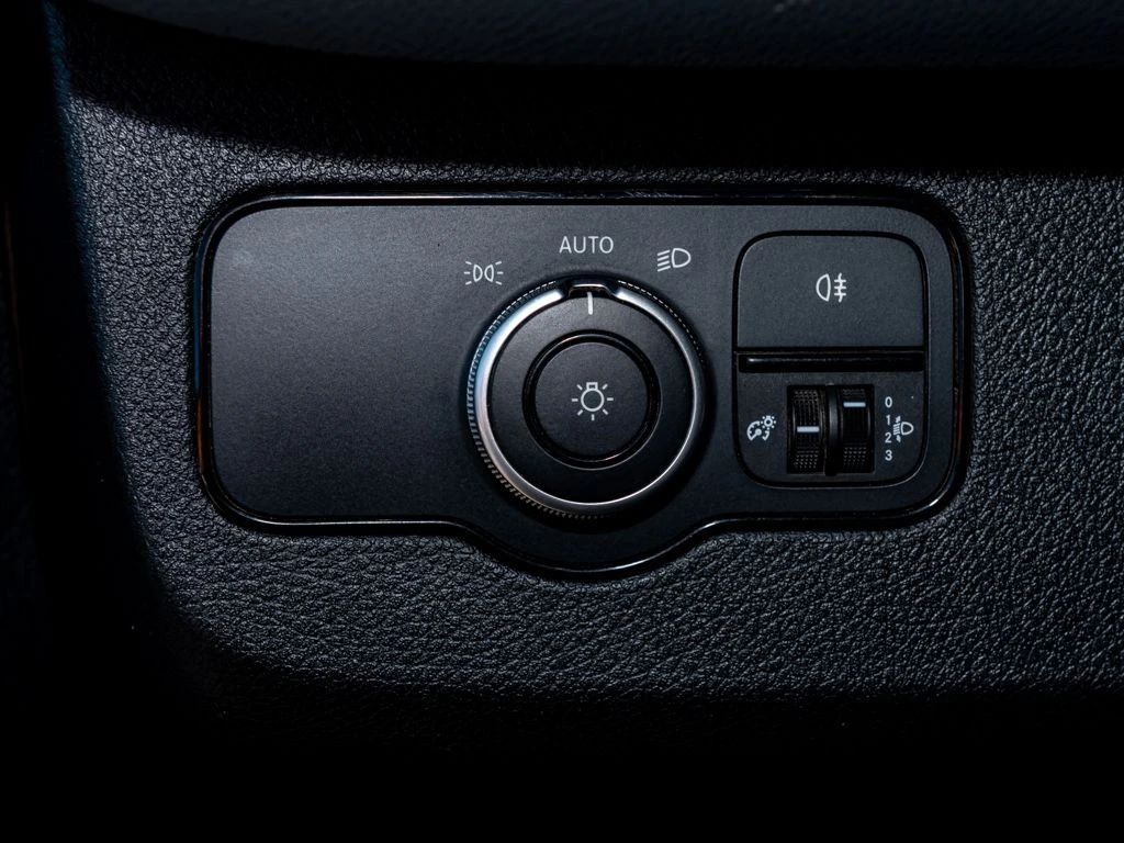 Mercedes-Benz-Sprinter 317-image-13