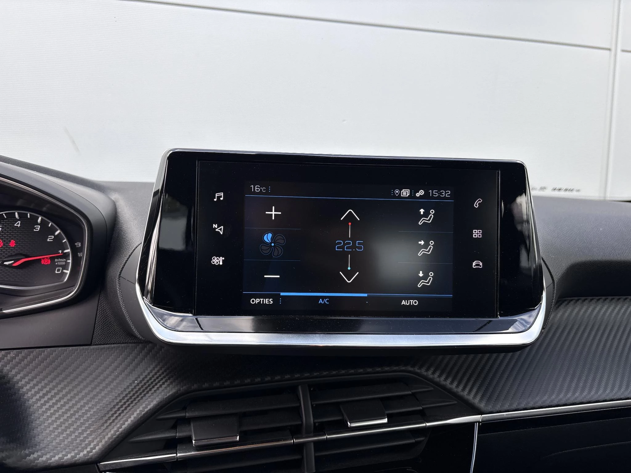 Peugeot 2008 1.2 PureTech Active Pack