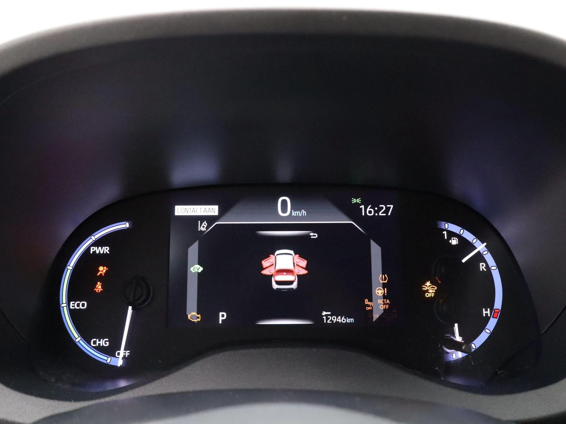 Toyota-Yaris Cross-image-9