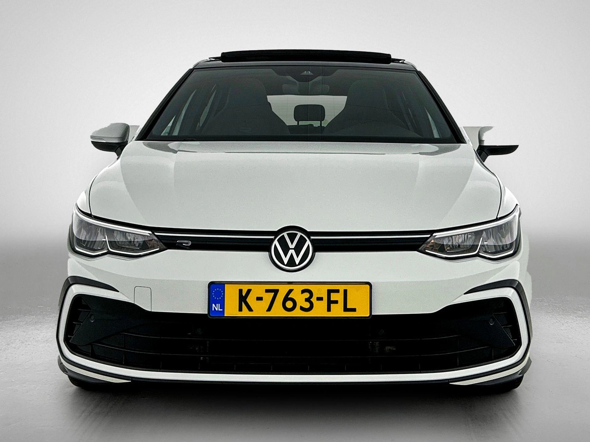 Volkswagen Golf 1.5 eTSI R-Line