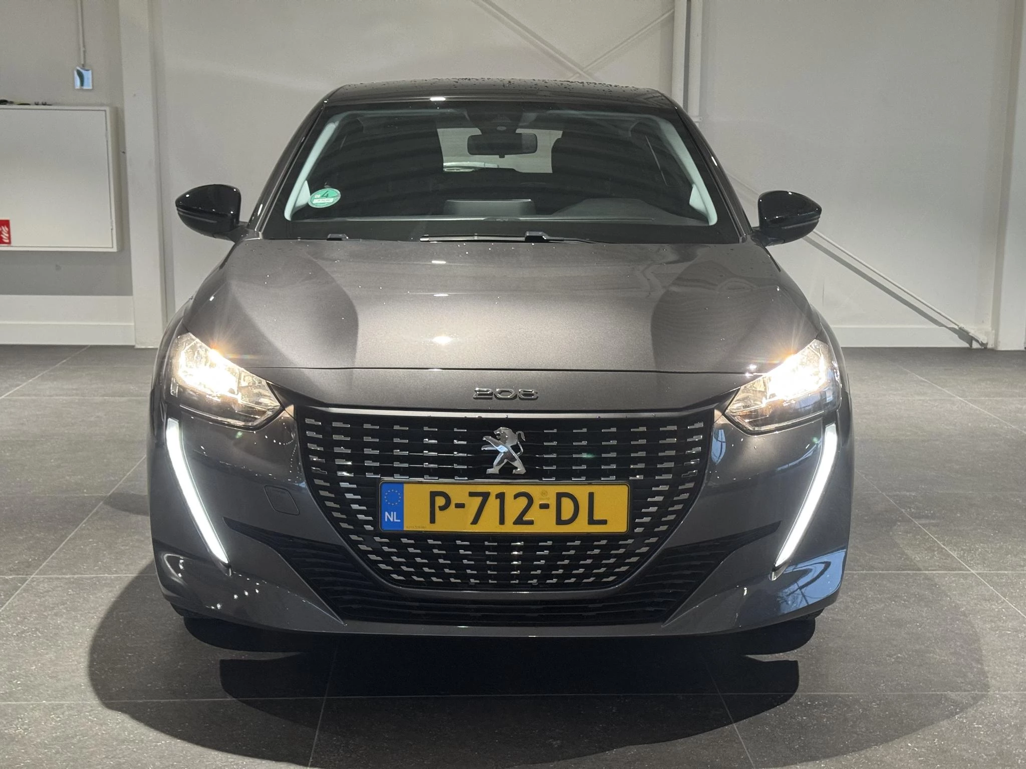 Peugeot-208-image-2