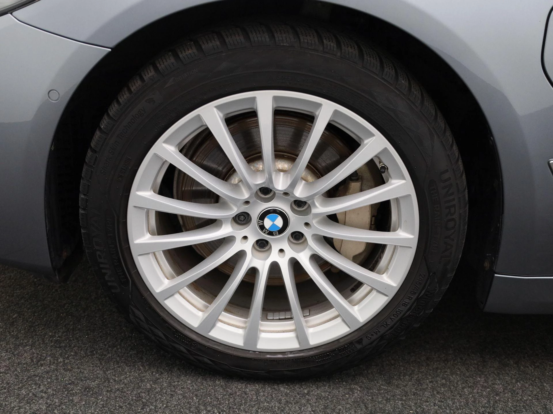 BMW-5 Serie-image-13