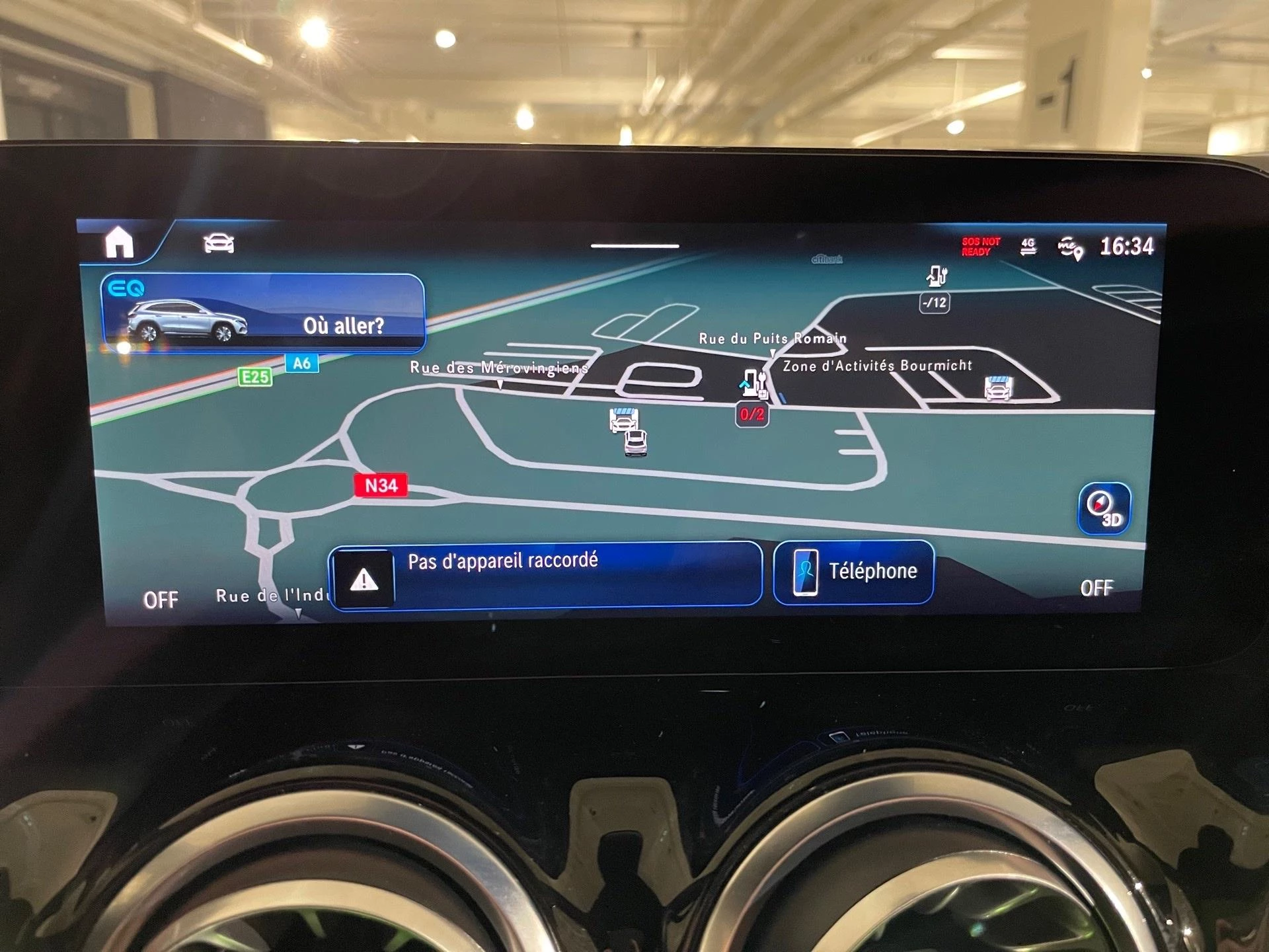 Mercedes-Benz-EQA-image-2