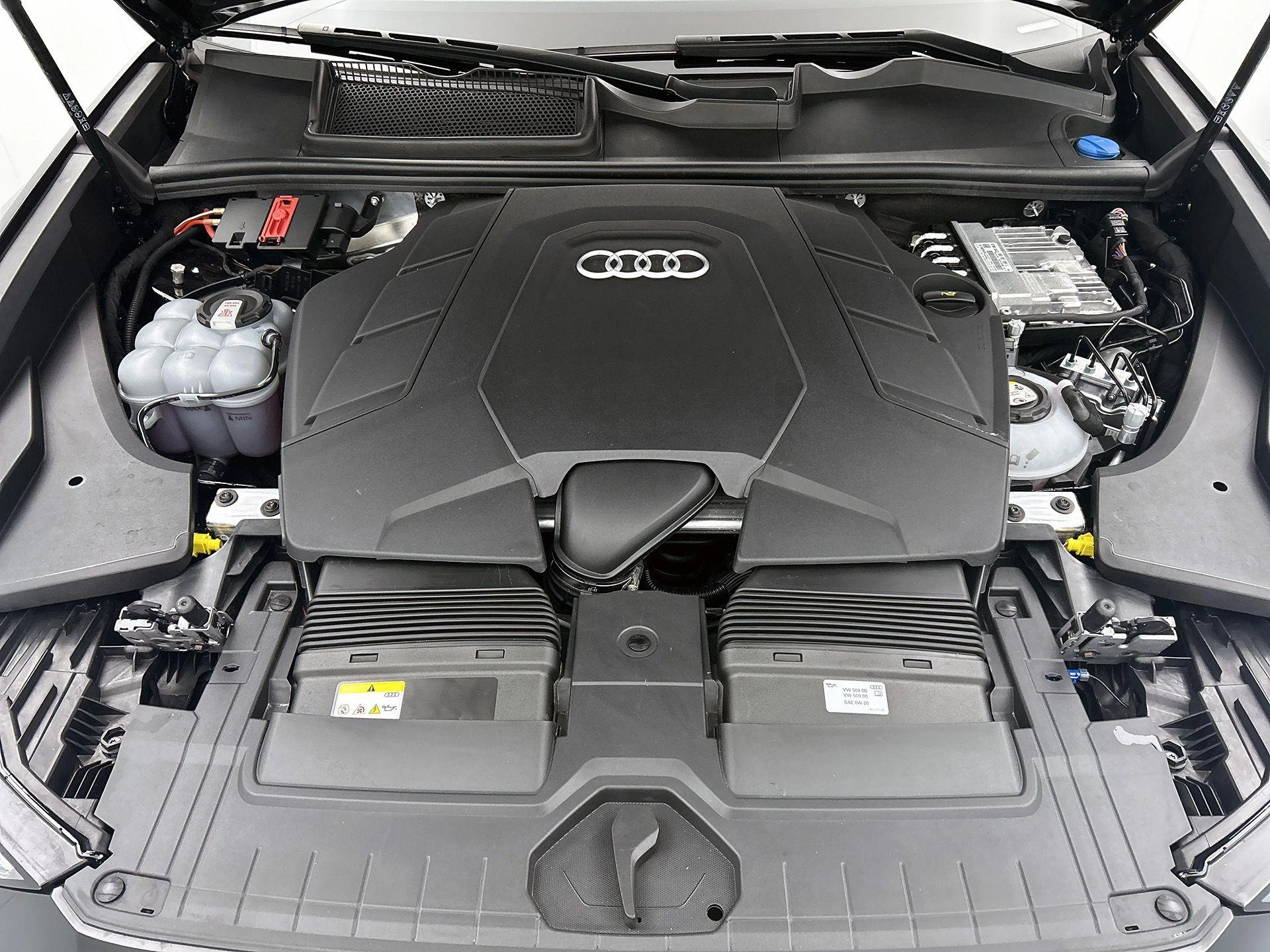 Audi Q8 60 TFSI e quattro Pro Line S Competition