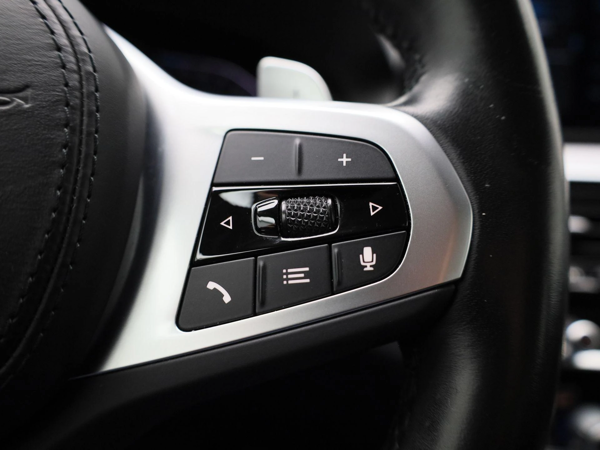 BMW-5 Serie-image-17
