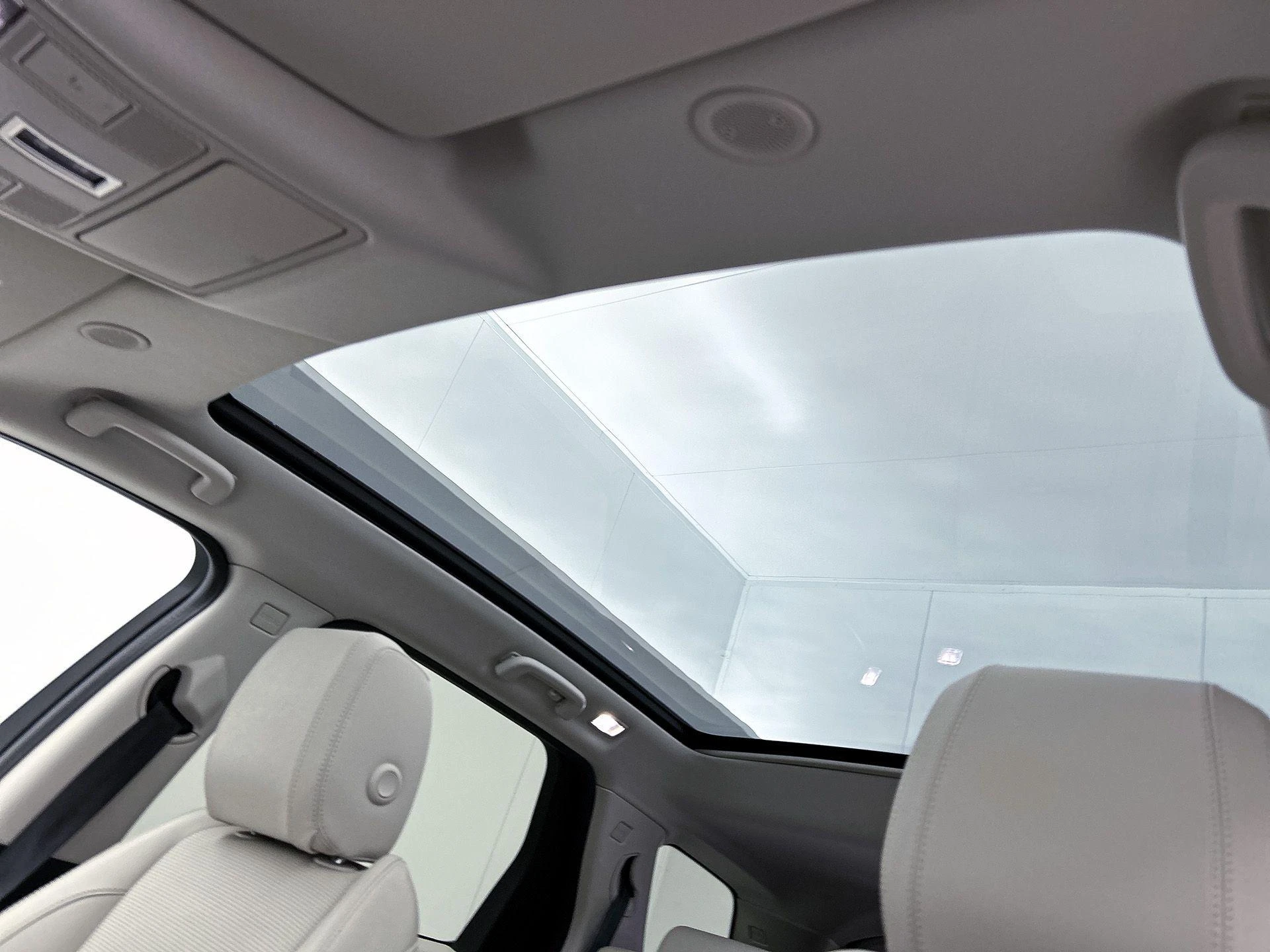 Land Rover-Discovery Sport-image-29