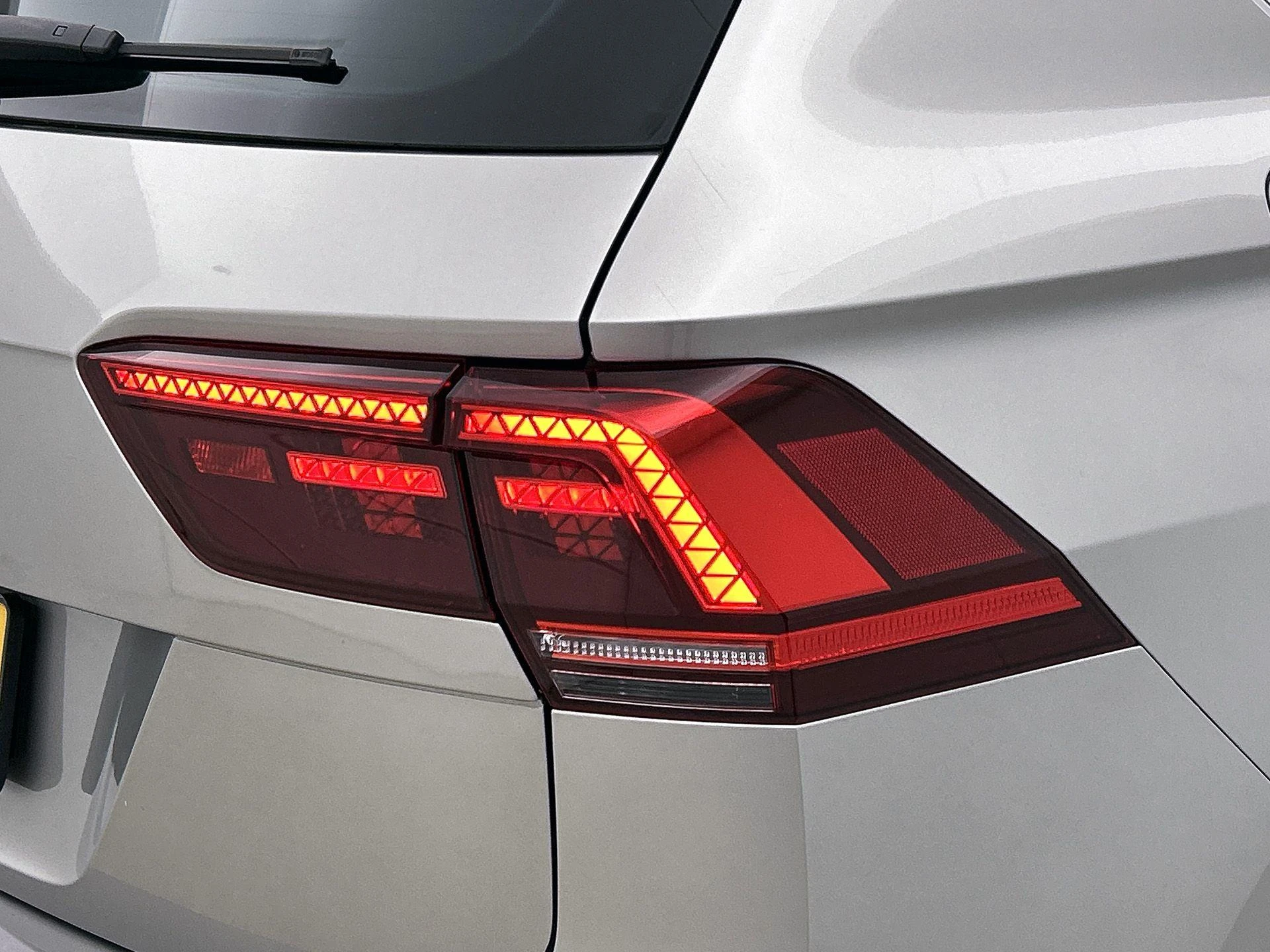 Volkswagen-Tiguan-image-36