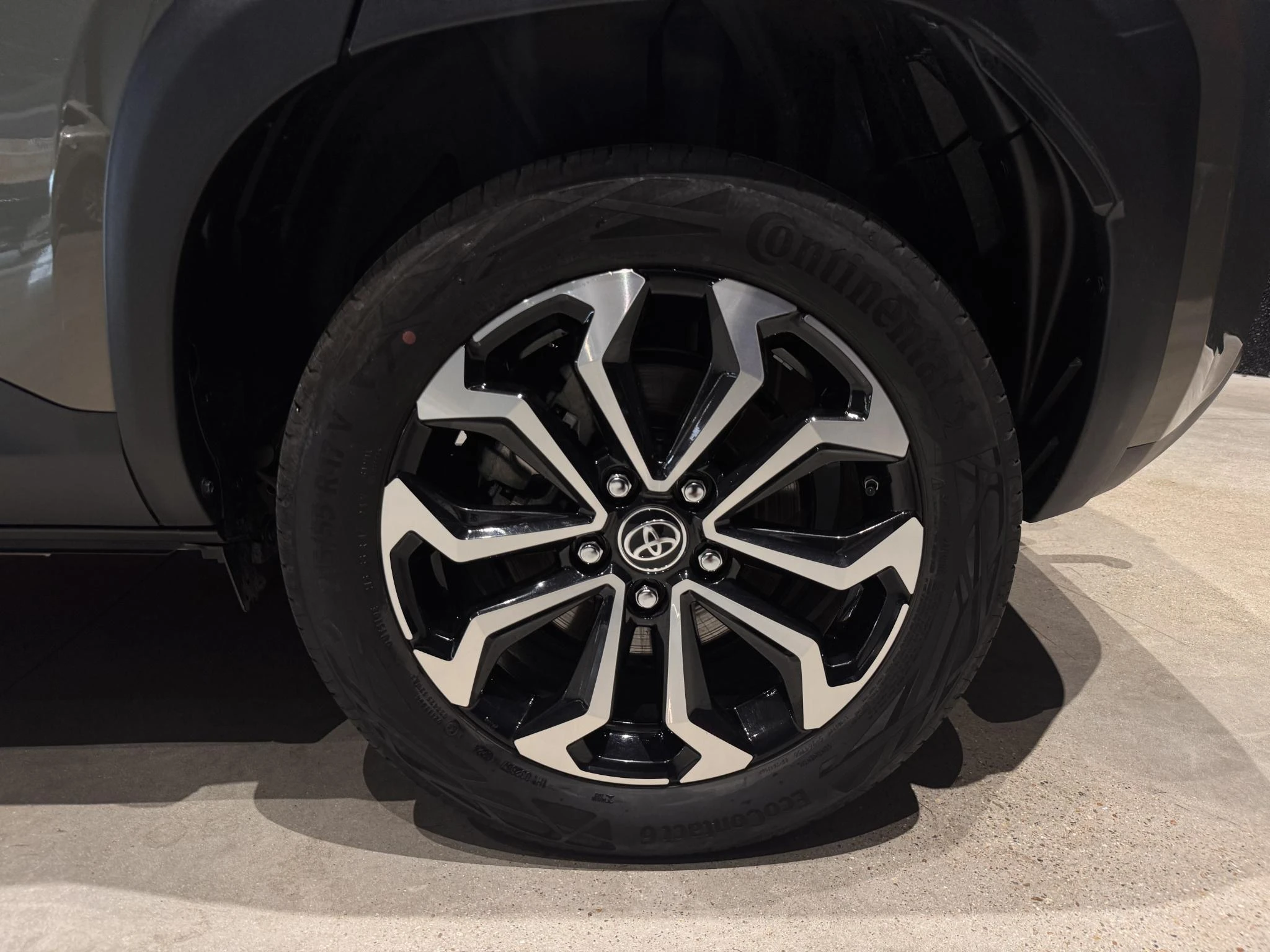 Toyota-Yaris Cross-image-9