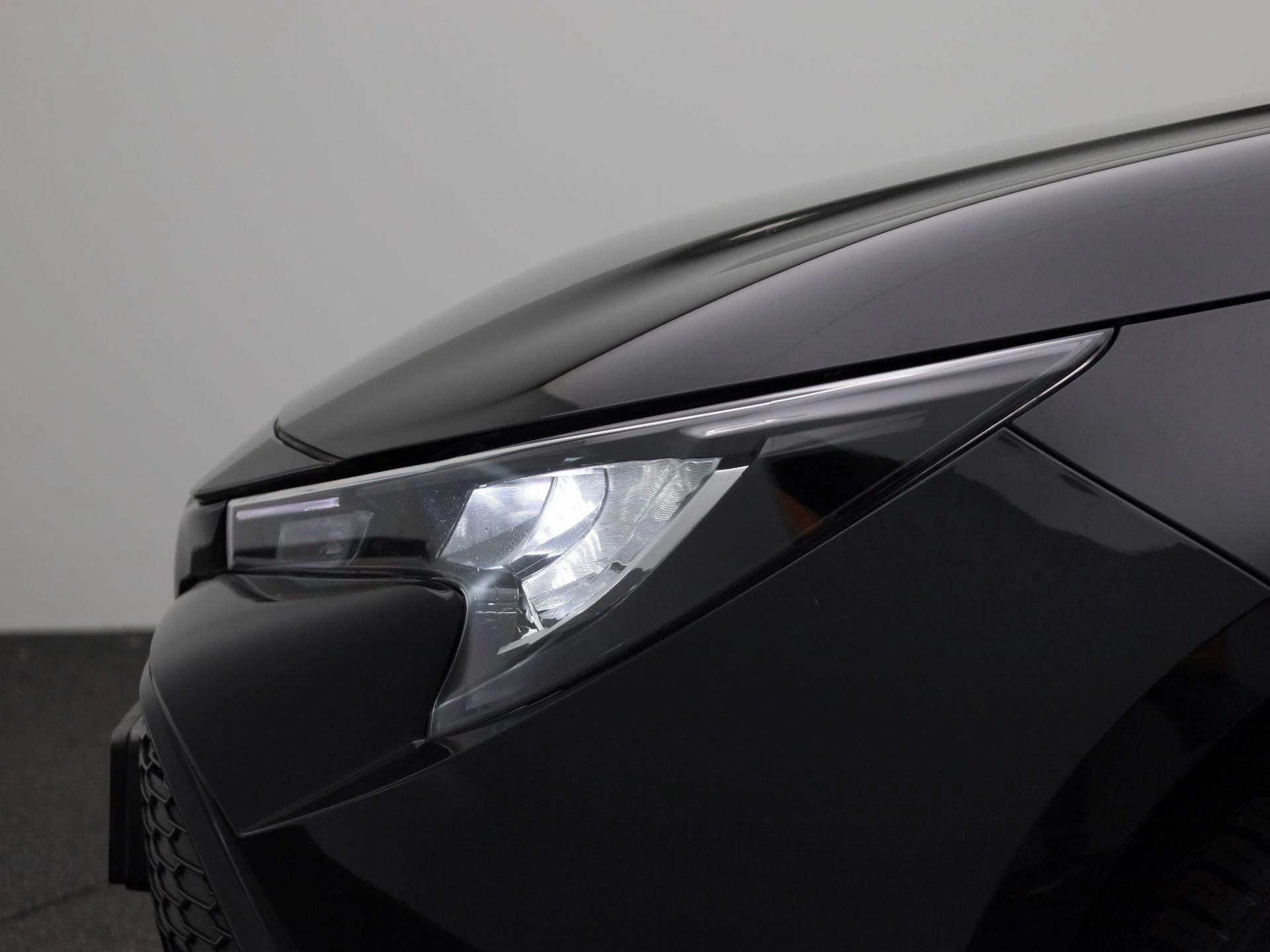 Toyota-Corolla-image-14