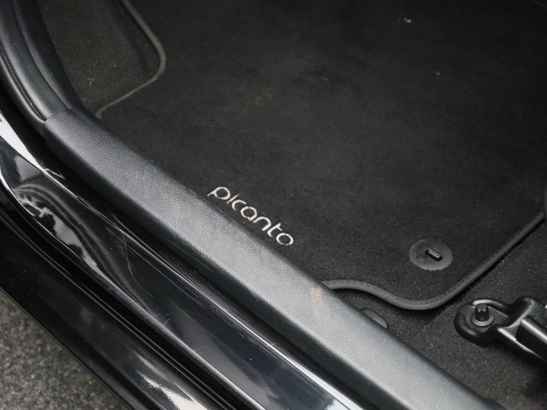 Kia Picanto 1.0 DPi DynamicLine