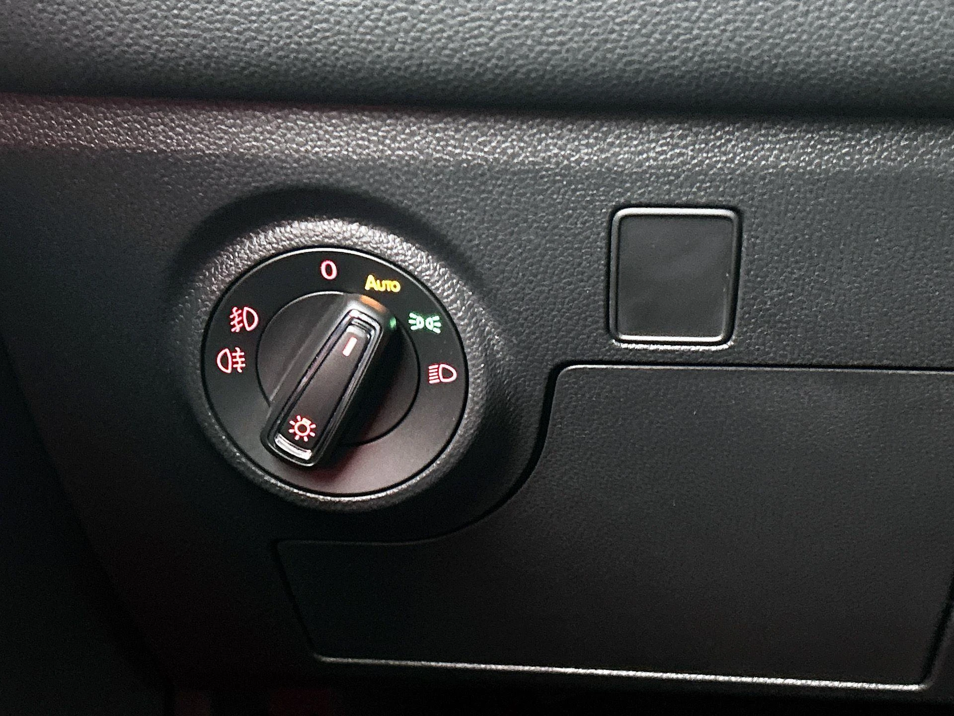 SEAT-Ibiza-image-17