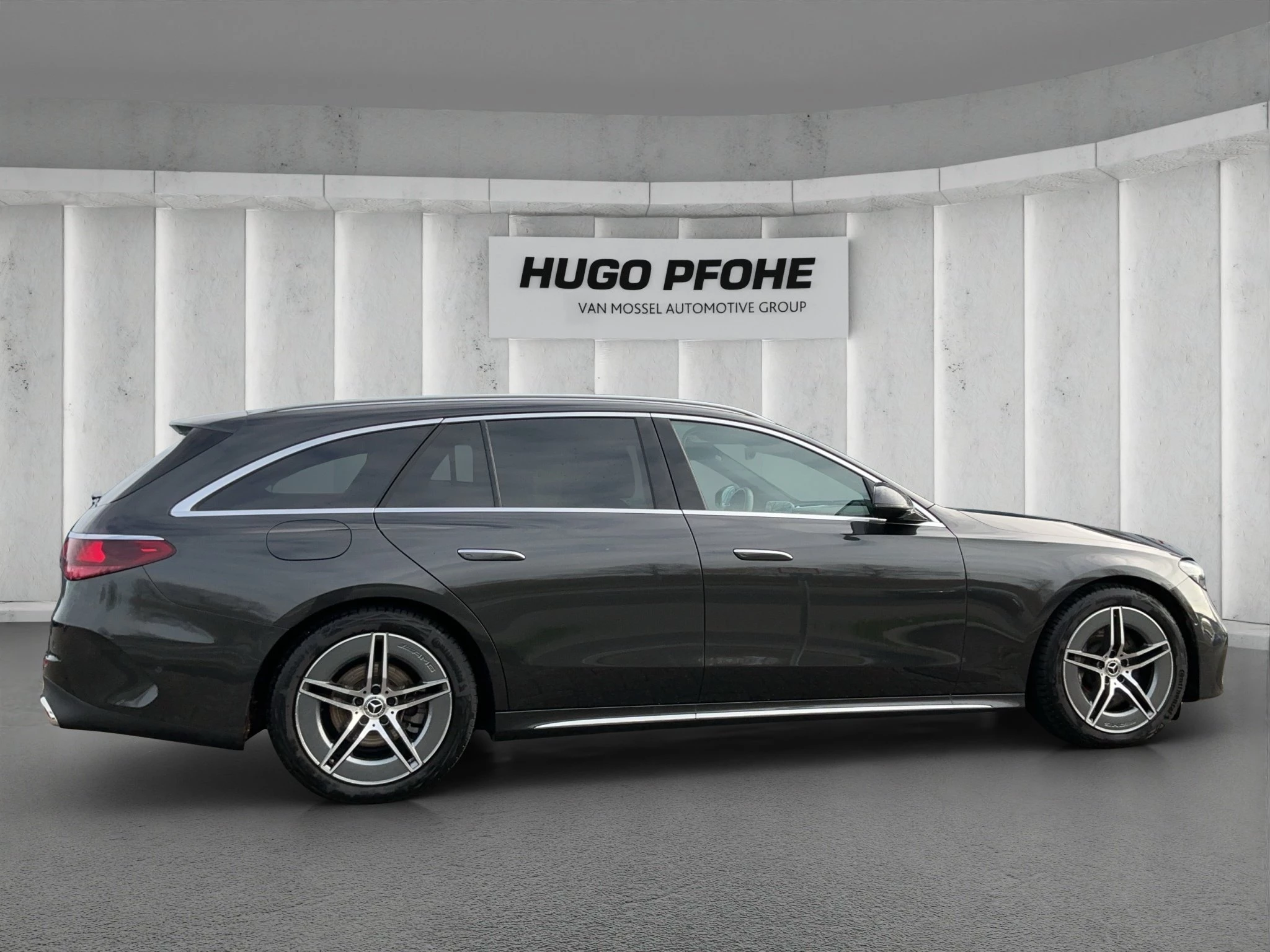 Mercedes-Benz-E-Klasse-image-5